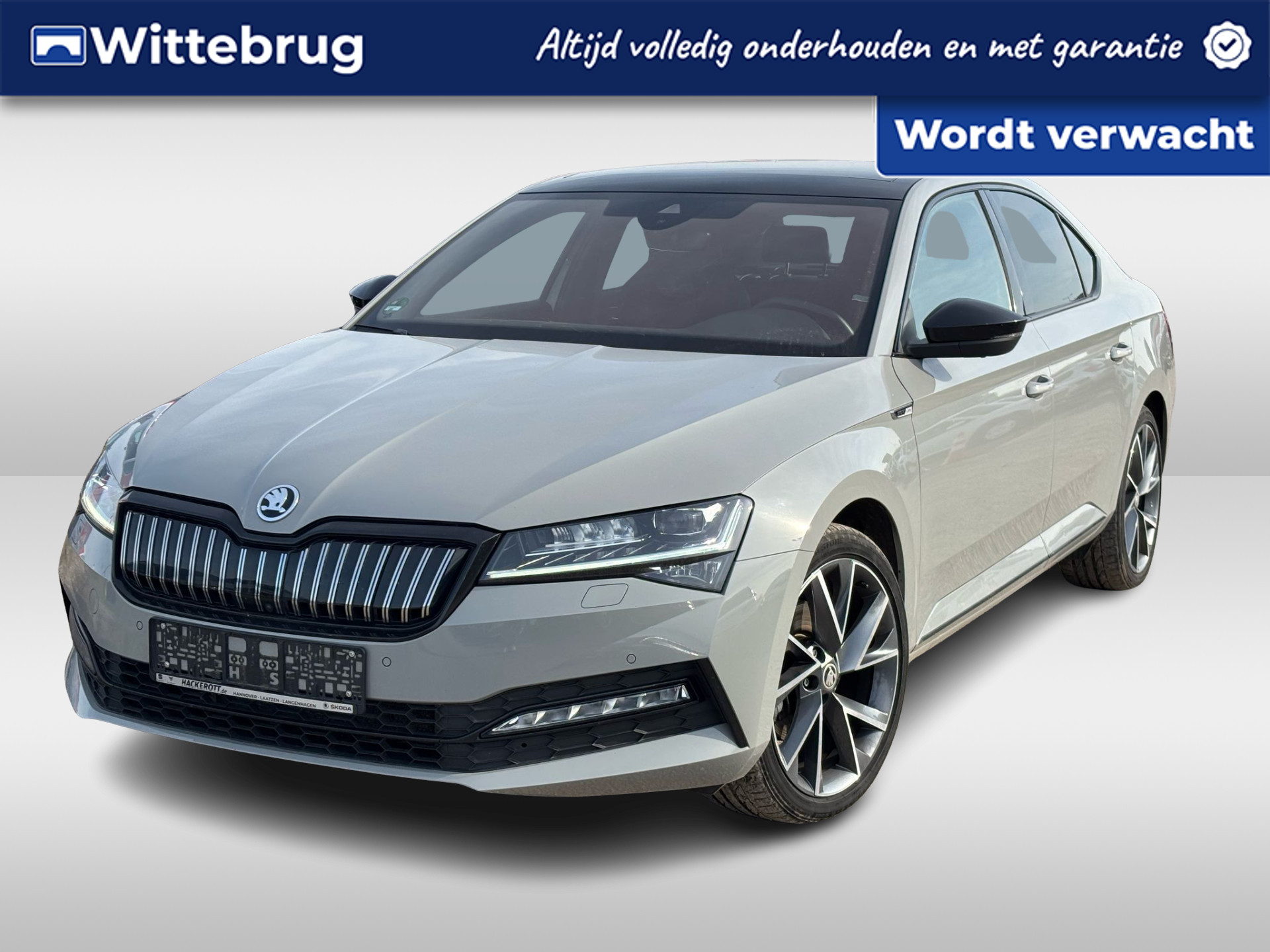 Škoda Superb 1.4 TSI iV 218PK Sportline Business / Digitale Cockpit / Panoramadak / Zwenkbare Trekhaak / Matrix LED / Stoelverwarming V+A