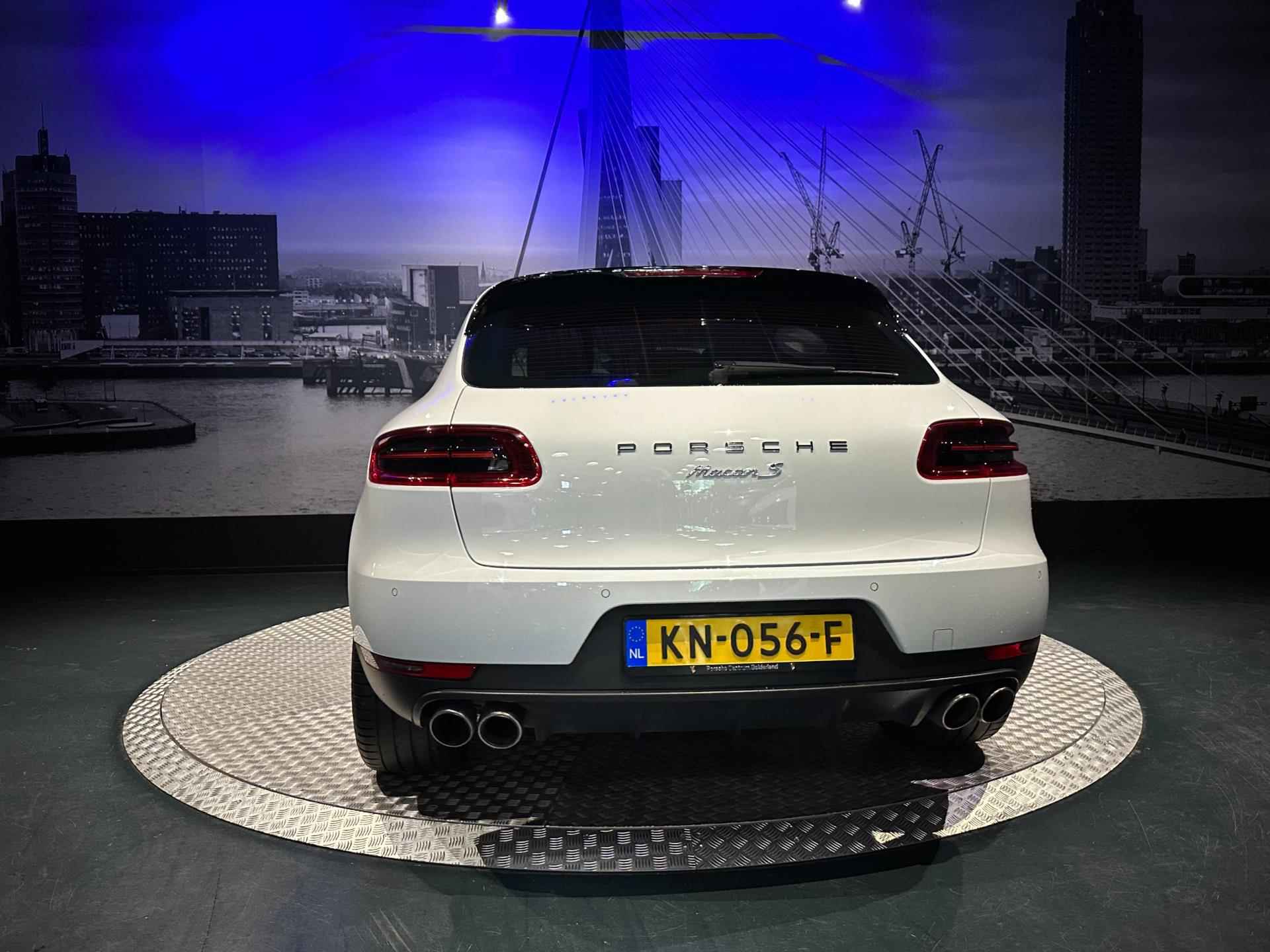 Porsche Macan 3.0 S *Luchtvering*SportChrono*Stoelventilatie - 11/38