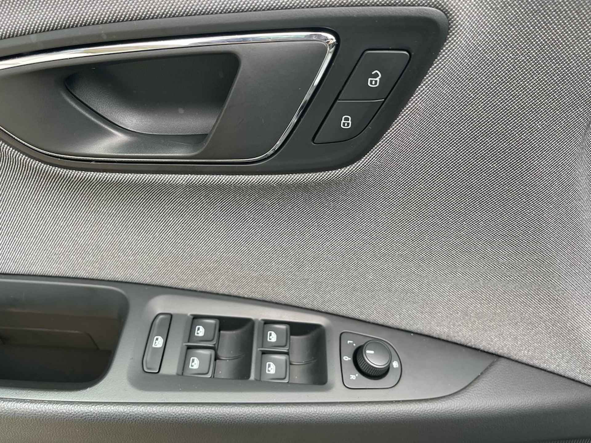 Seat Leon  1.0 EcoTSI Style, Automaat, Nav, Carplay, Clima - 18/34