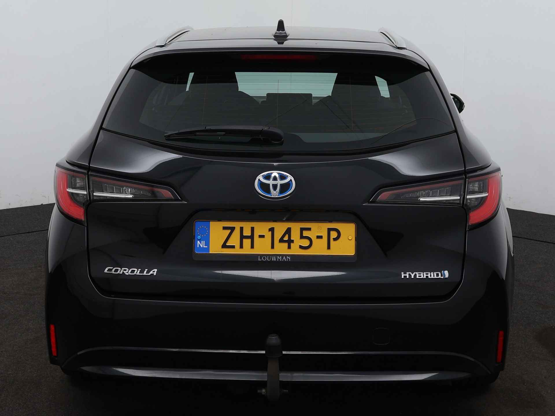 Toyota Corolla Touring Sports 1.8 Hybrid First Edition | Trekhaak | Navigatie | - 28/40