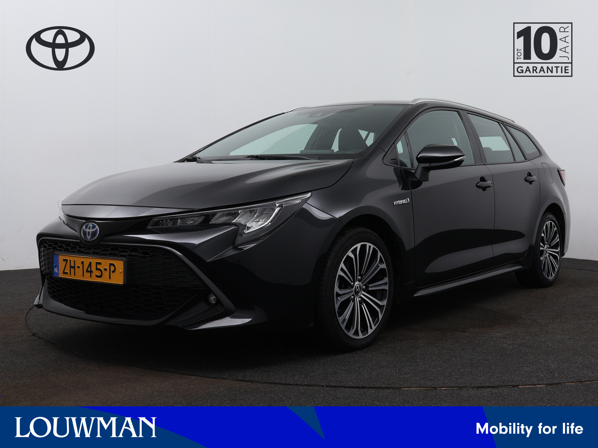 Toyota Corolla Touring Sports 1.8 Hybrid First Edition | Trekhaak | Navigatie |