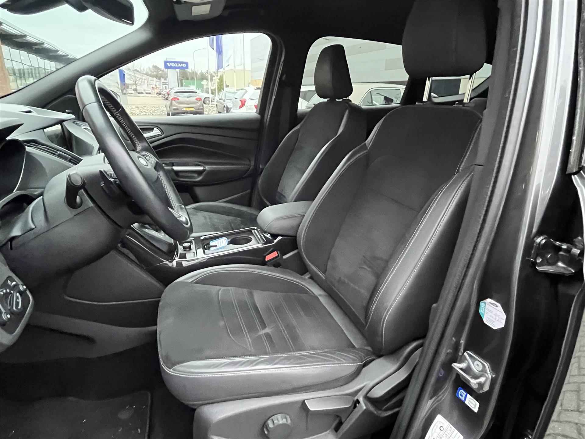 FORD Kuga 1.5 EcoBoost 182PK 4WD AUT ST Line | Winterpakket | Navigatie | Carplay | Trekhaak | 1850 KG Trekgewicht | - 4/29