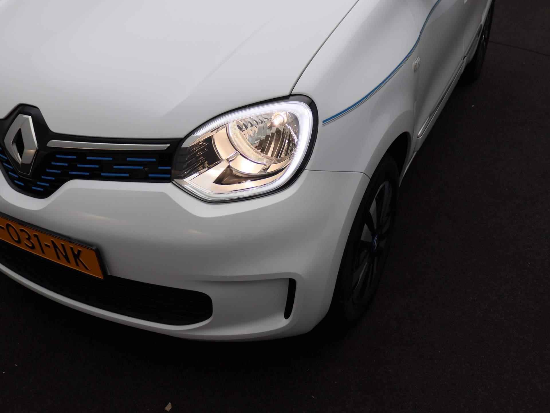 Renault Twingo Z.E. R80 Intens | Apple Carplay & Android Auto |  Climate control | Cruise control | 15" Lichtmetalen velgen - 14/27