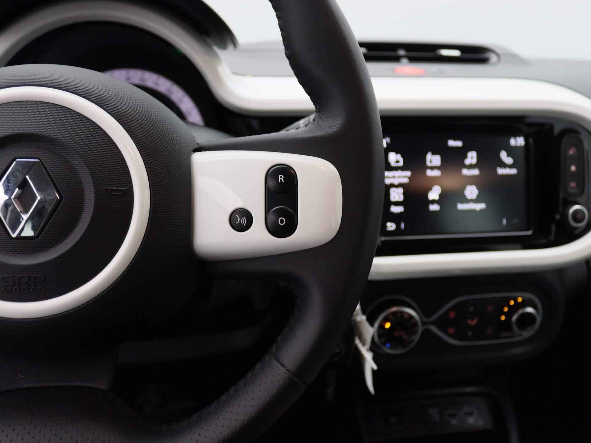 Renault Twingo Z.E. R80 Intens | Apple Carplay & Android Auto |  Climate control | Cruise control | 15" Lichtmetalen velgen - 17/27