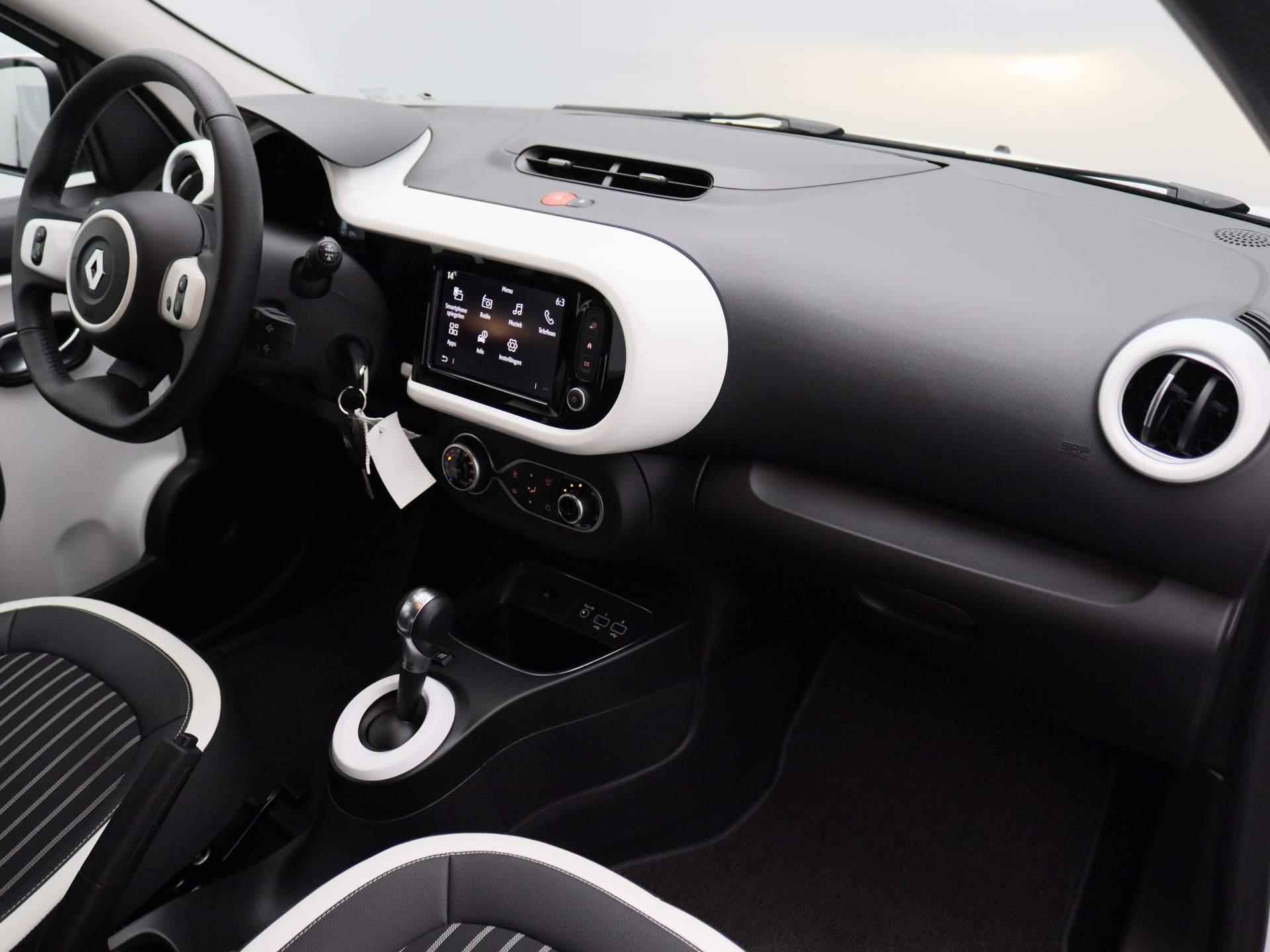 Renault Twingo Z.E. R80 Intens | Apple Carplay & Android Auto |  Climate control | Cruise control | 15" Lichtmetalen velgen - 24/27