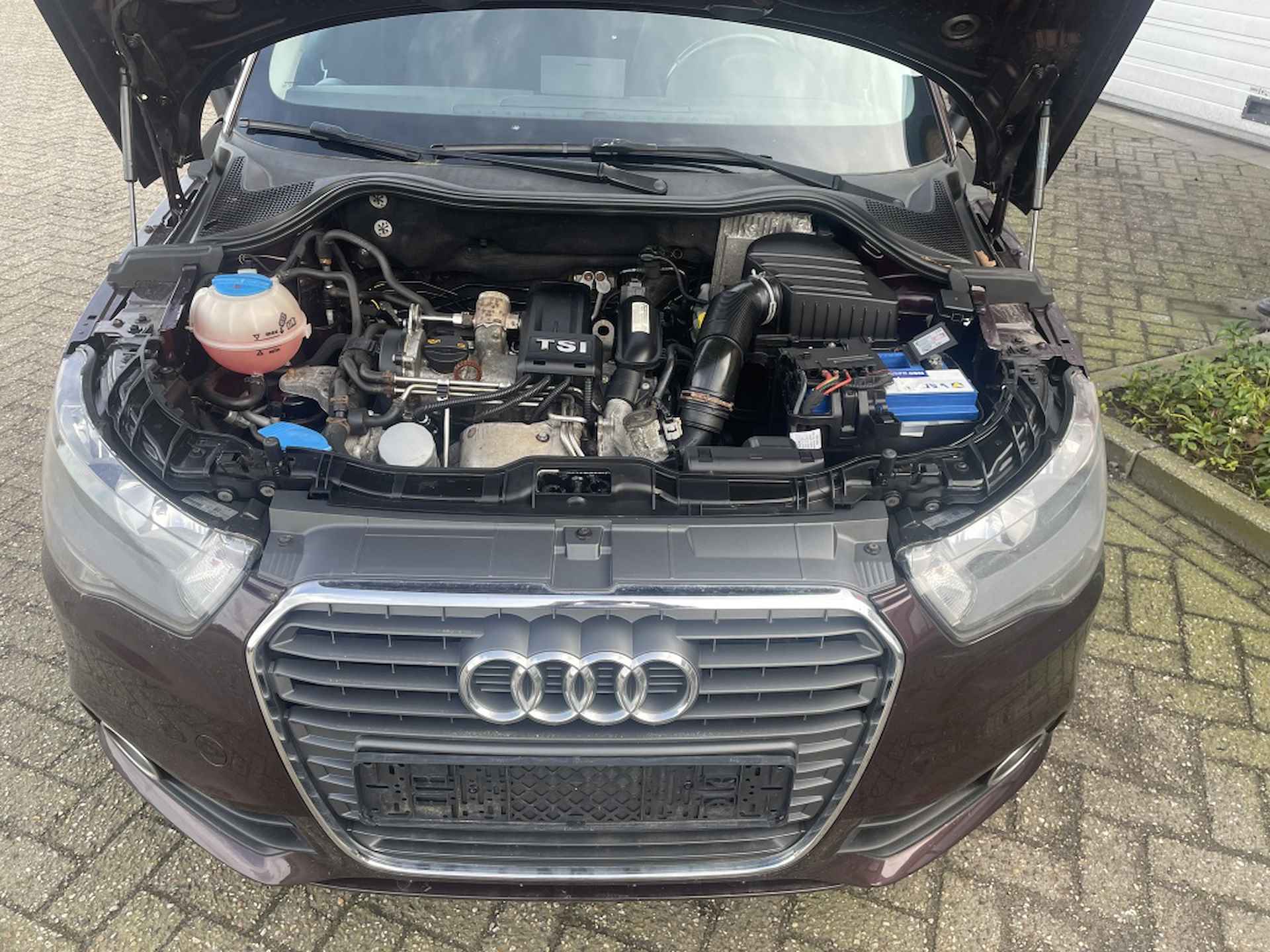 Audi A1 1.2 TFSI Attraction - 22/25