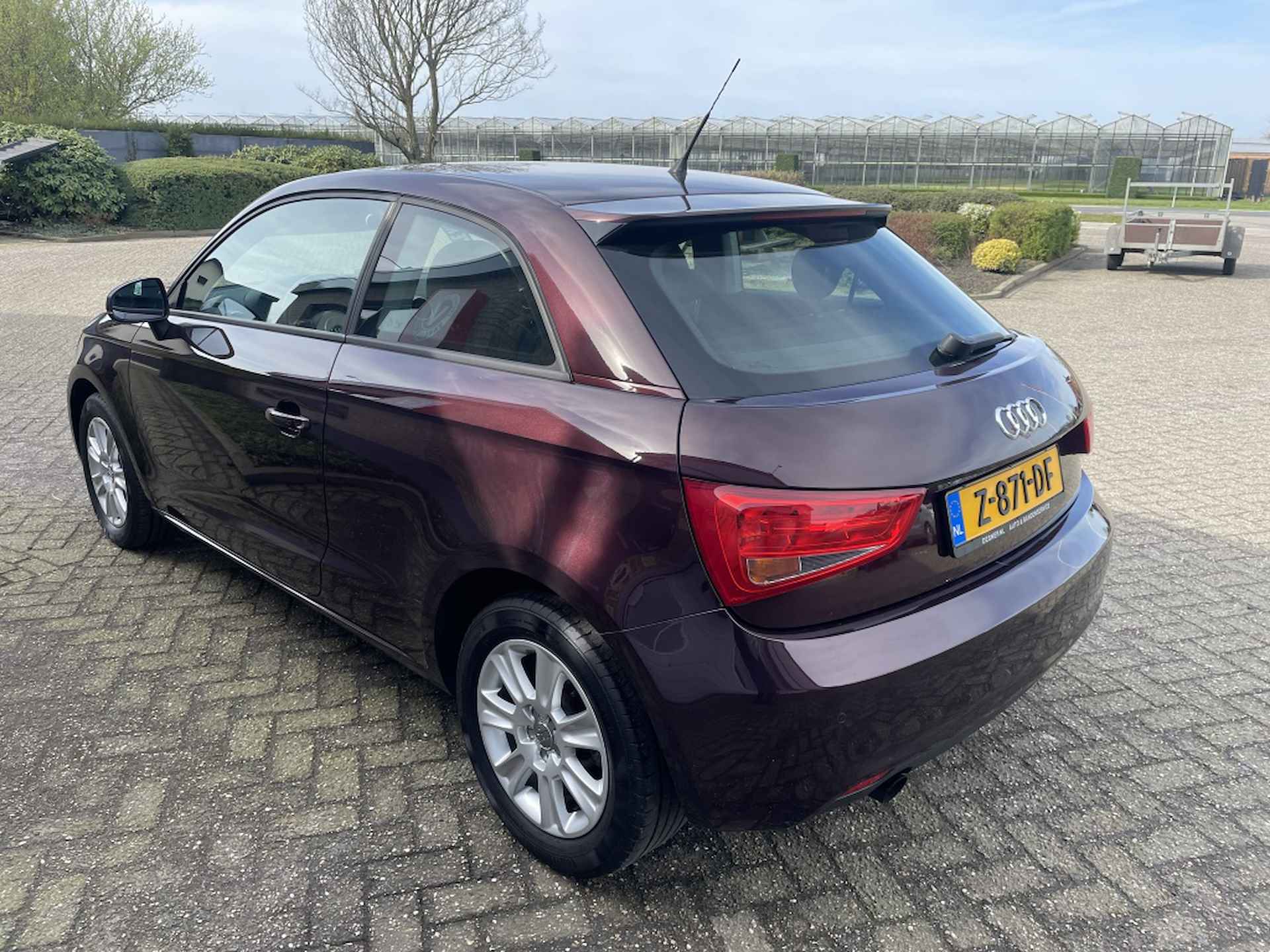 Audi A1 1.2 TFSI Attraction - 2/25