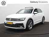 Volkswagen Tiguan 1.5 TSI R-Line Business Trekhaak - Panoramadak - Navigatie - R-Line