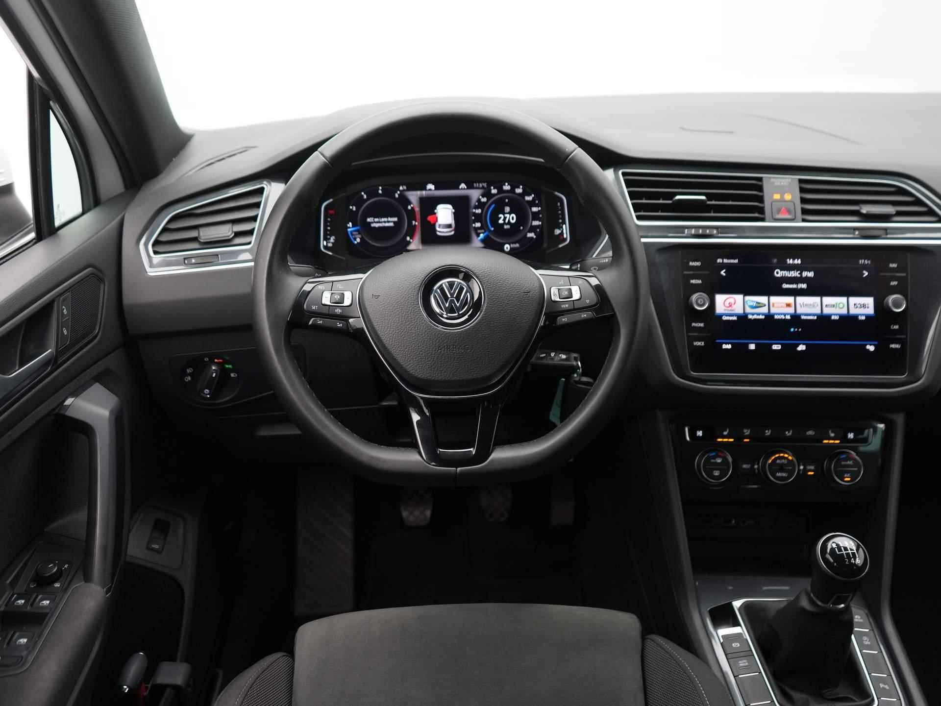 Volkswagen Tiguan 1.5 TSI R-Line Business Trekhaak - Panoramadak - Navigatie - R-Line - 13/57