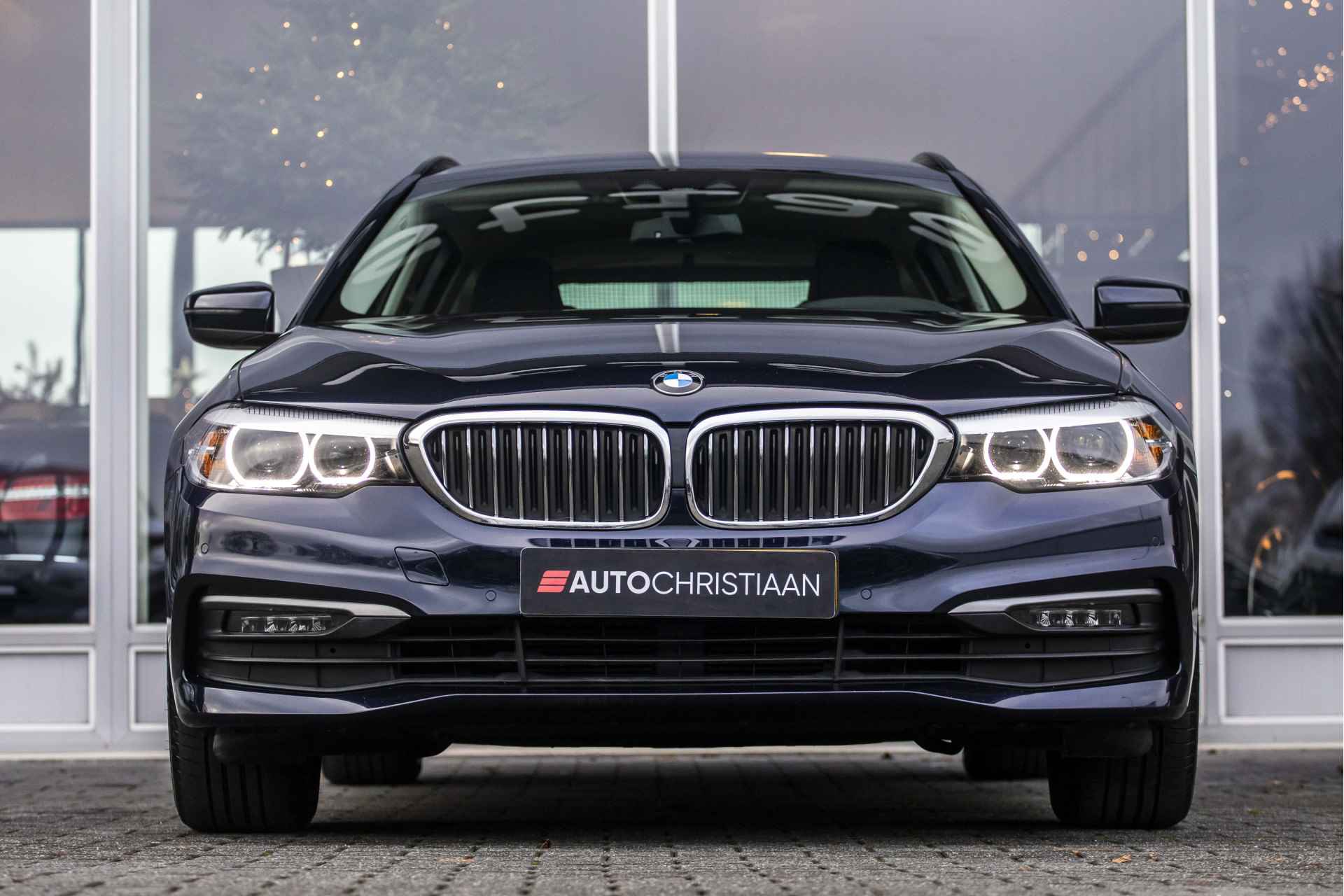 BMW 5 Serie Touring 520i Executive Edition | E-Trekhaak | NL Auto | Carplay - 3/38