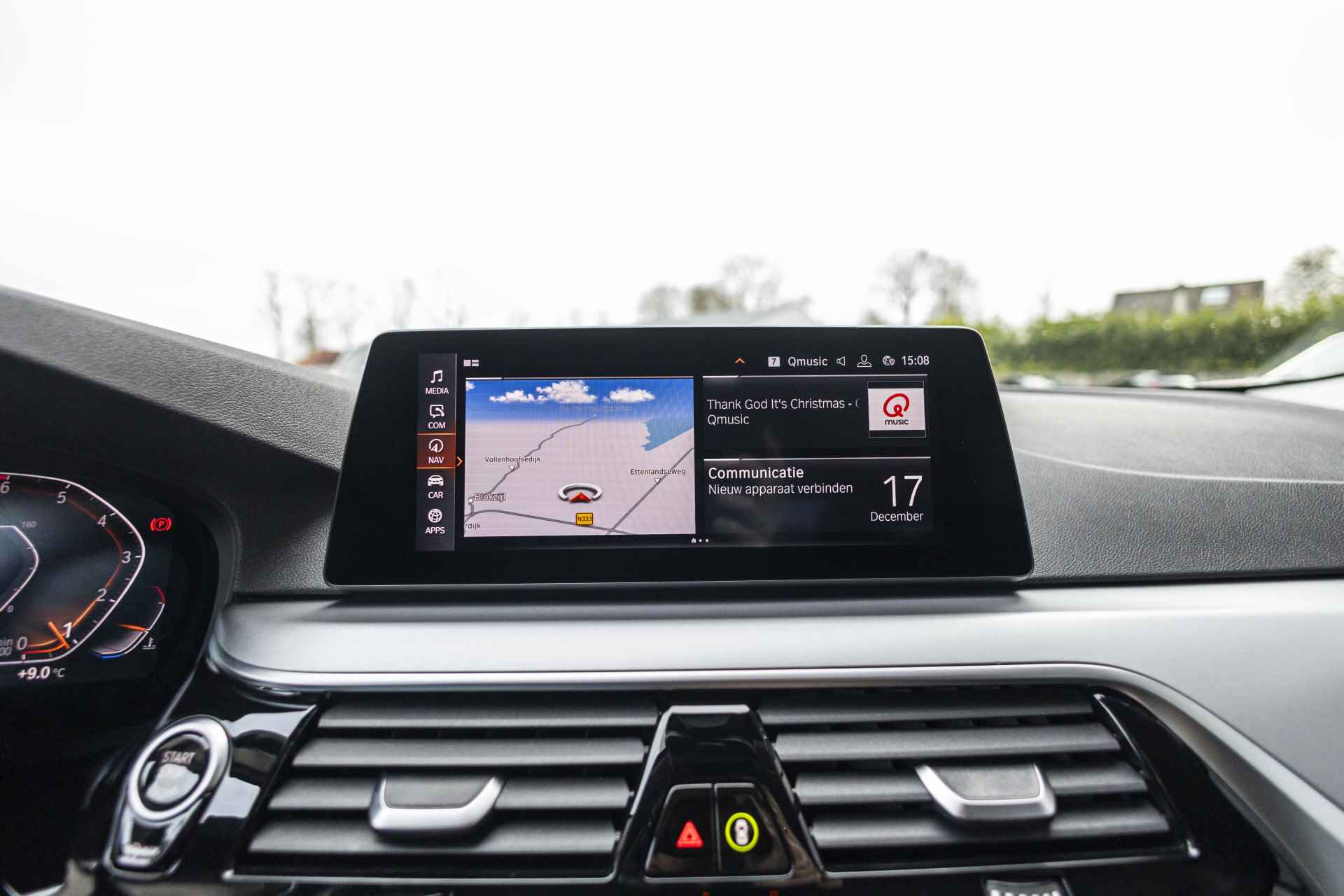 BMW 5 Serie Touring 520i Executive Edition | E-Trekhaak | NL Auto | Carplay - 31/38