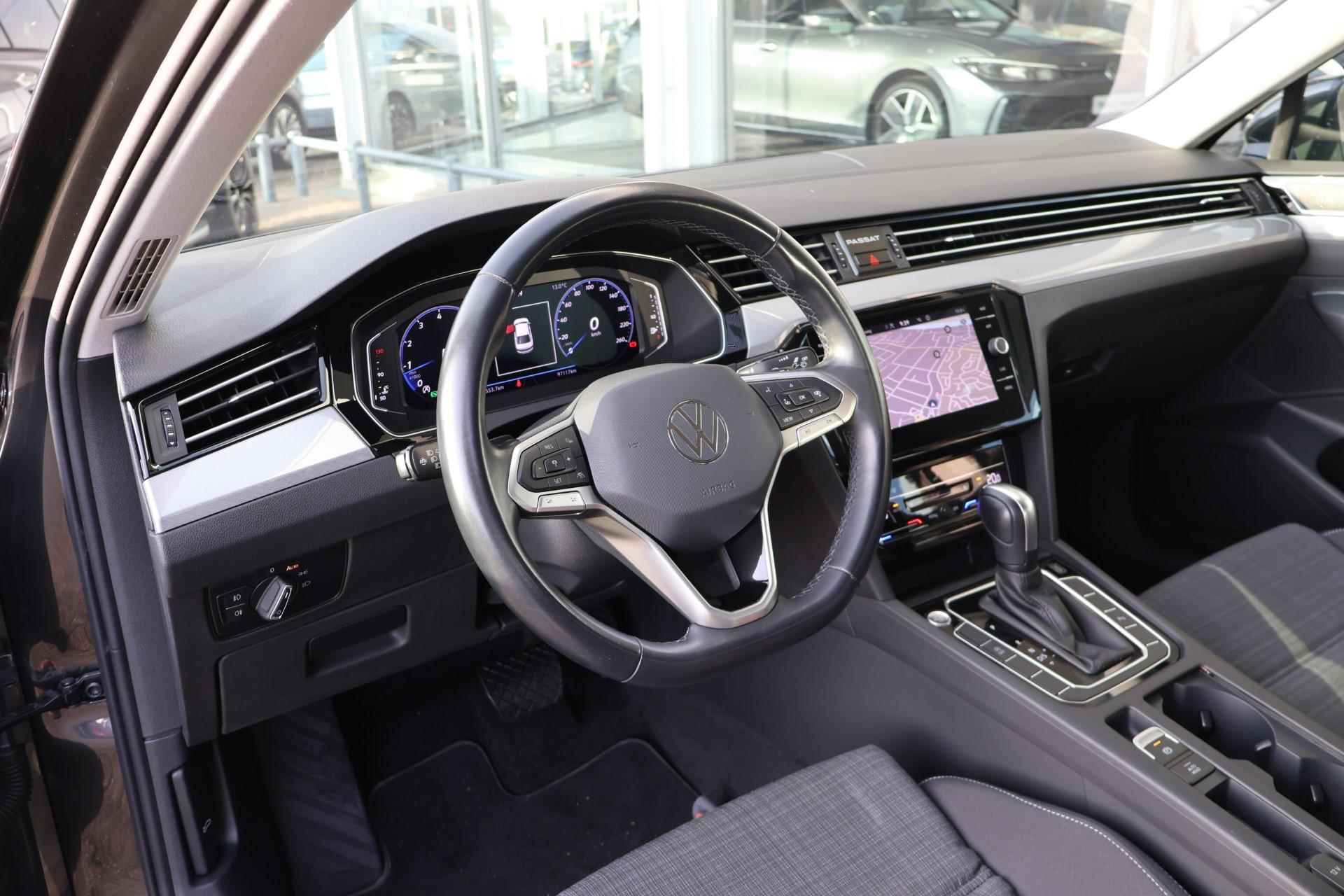 Volkswagen Passat 1.5 TSI Business | Navigatie | Camera | PDC | Android Auto/Apple Carplay - 12/38