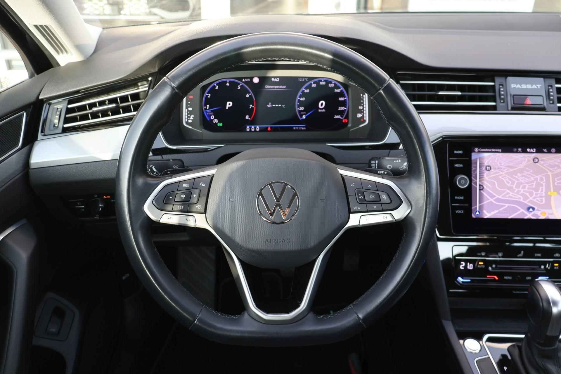 Volkswagen Passat 1.5 TSI Business | Navigatie | Camera | PDC | Android Auto/Apple Carplay - 19/38