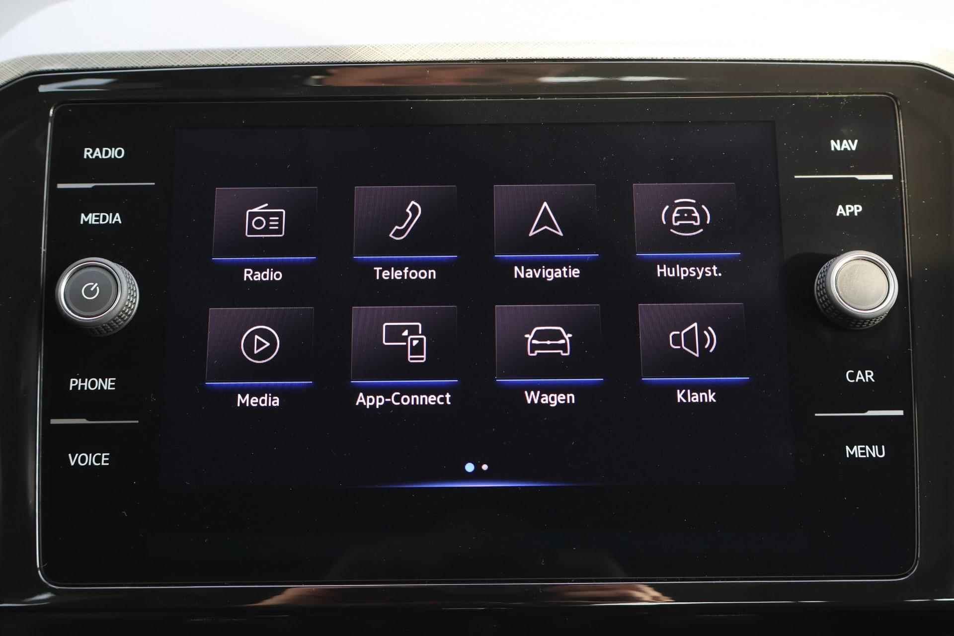 Volkswagen Passat 1.5 TSI Business | Navigatie | Camera | PDC | Android Auto/Apple Carplay - 34/38