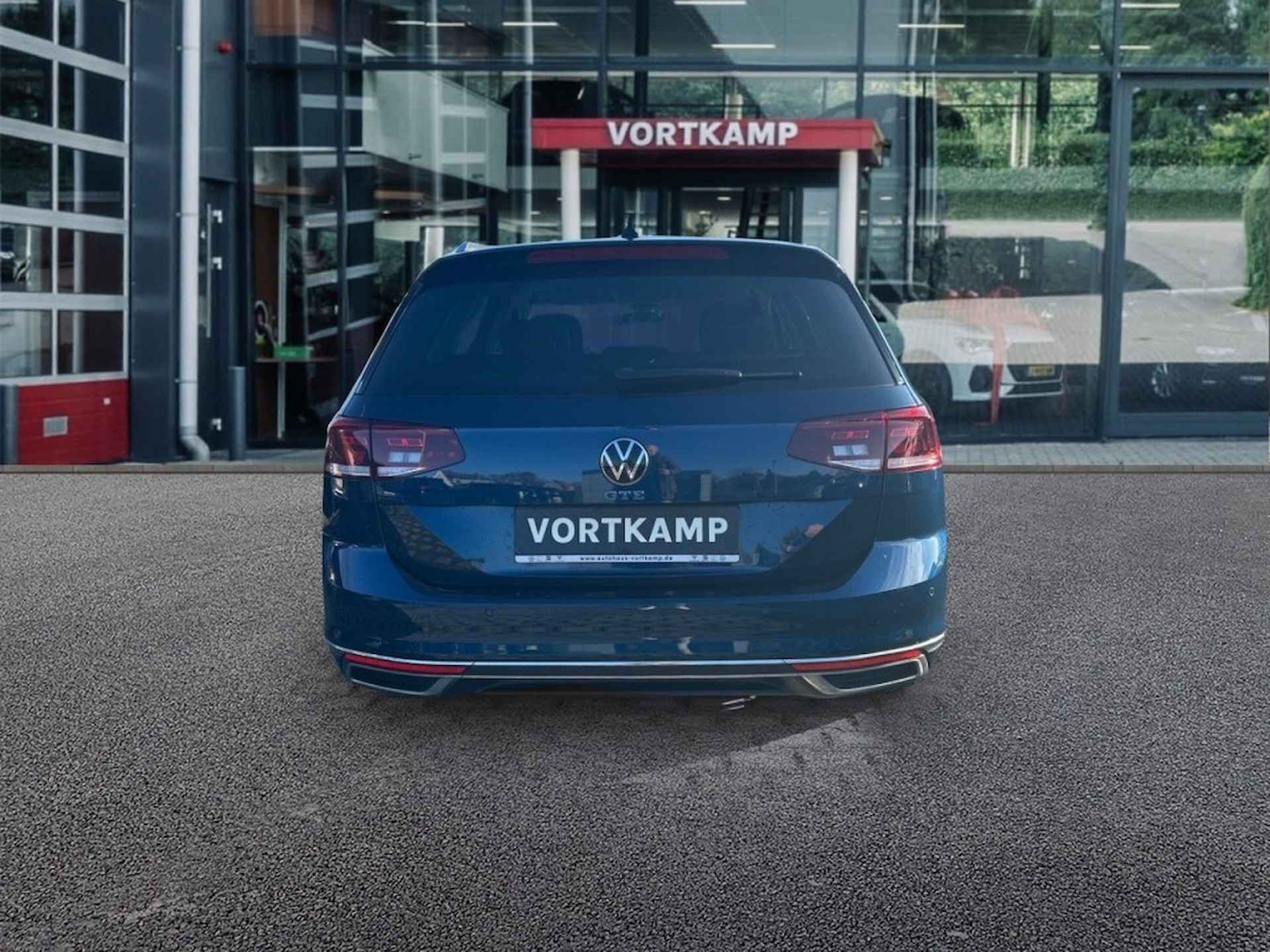 VOLKSWAGEN Passat Variant 1.4 TSI DSG GTE LEDER/TREKHAAK/CAMERA/NAVI/CARPLAY/E-KLEP/STOELV - 6/28