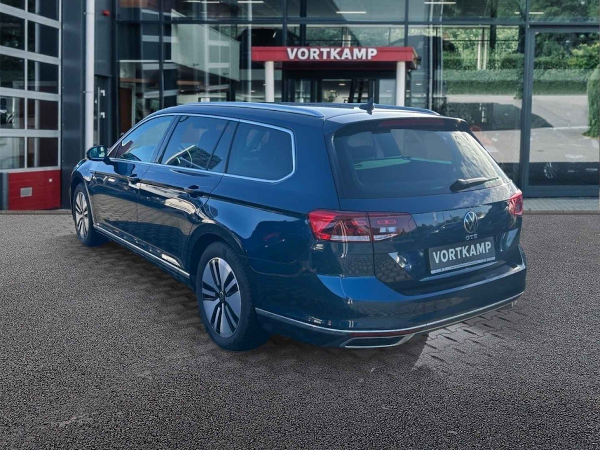 VOLKSWAGEN Passat Variant 1.4 TSI DSG GTE LEDER/TREKHAAK/CAMERA/NAVI/CARPLAY/E-KLEP/STOELV - 7/28