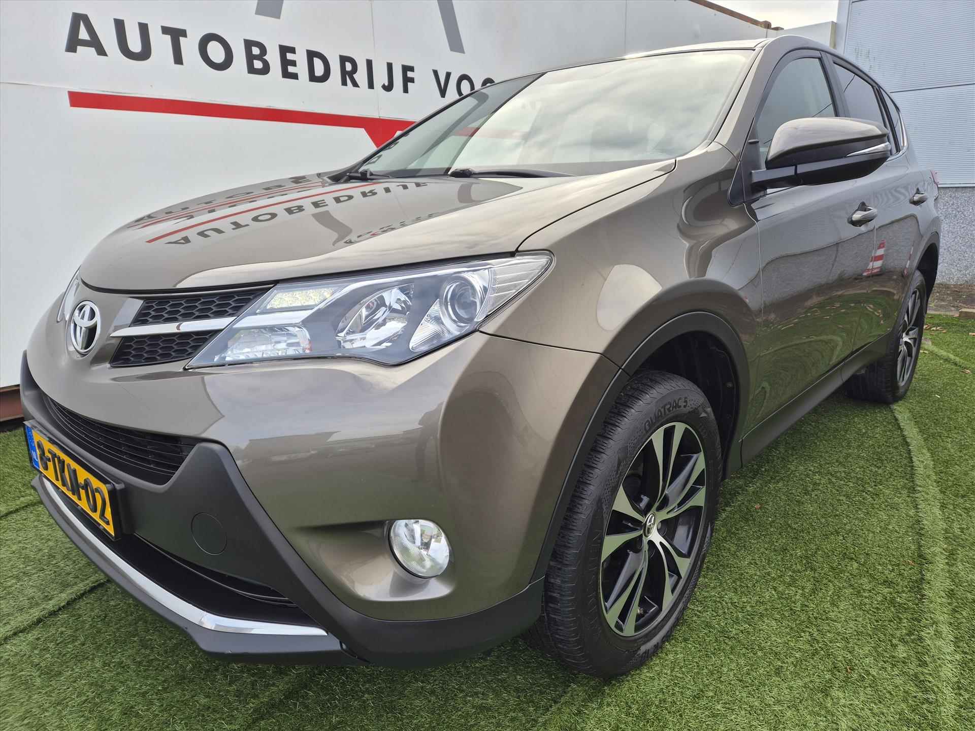 TOYOTA RAV4 2.0 VVT-i 151pk AWD Automaat Dynamic - 2/32