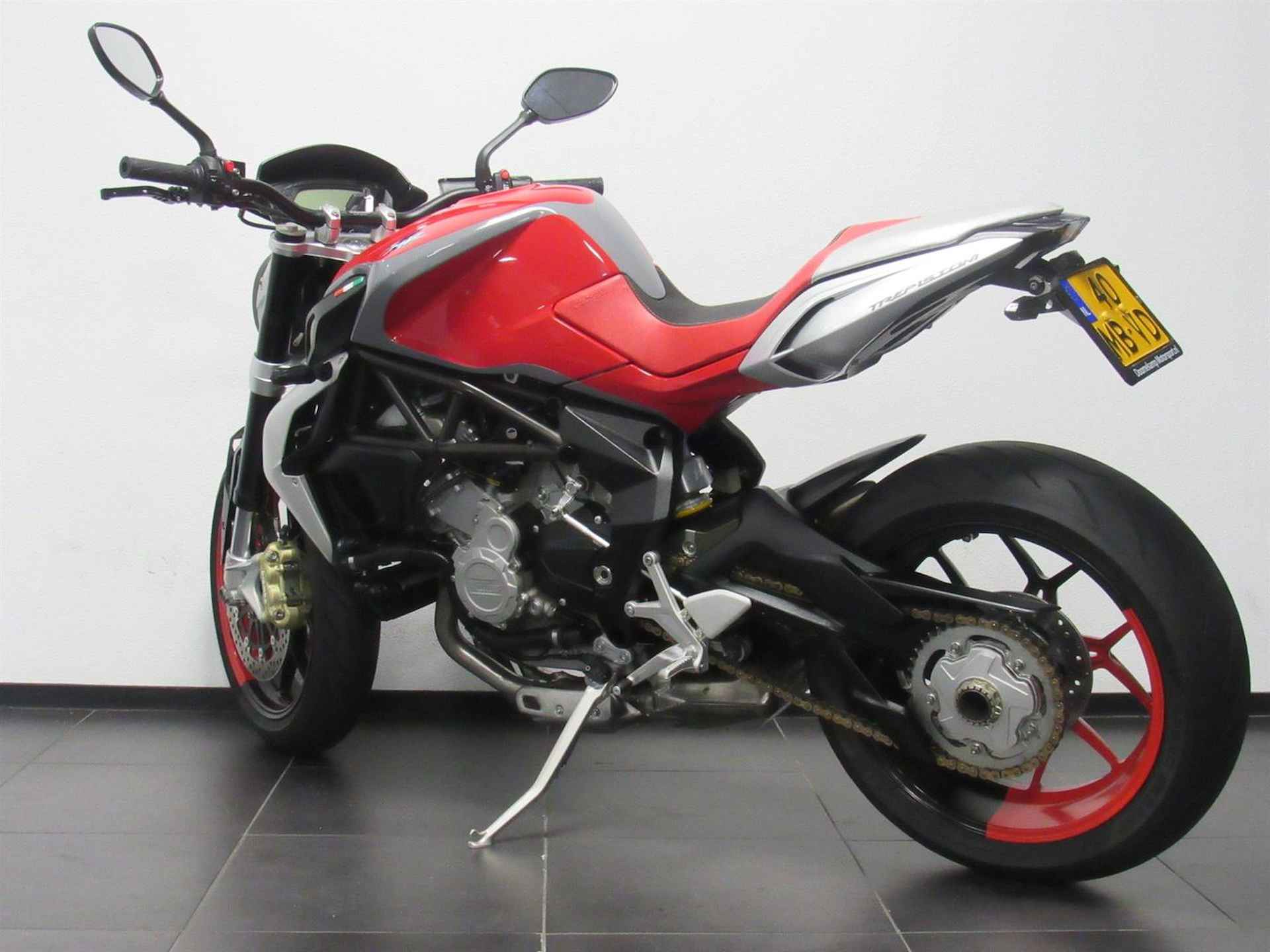 Mv Agusta 675 Brutale - 2012 - 5/14