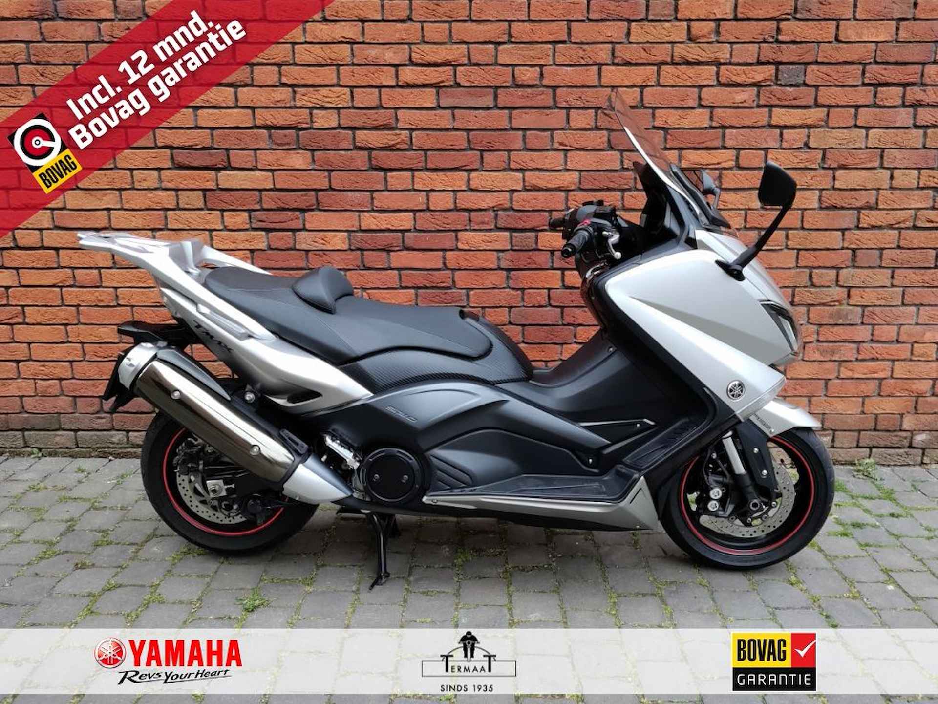 Yamaha T-MAX ABS - 1/8