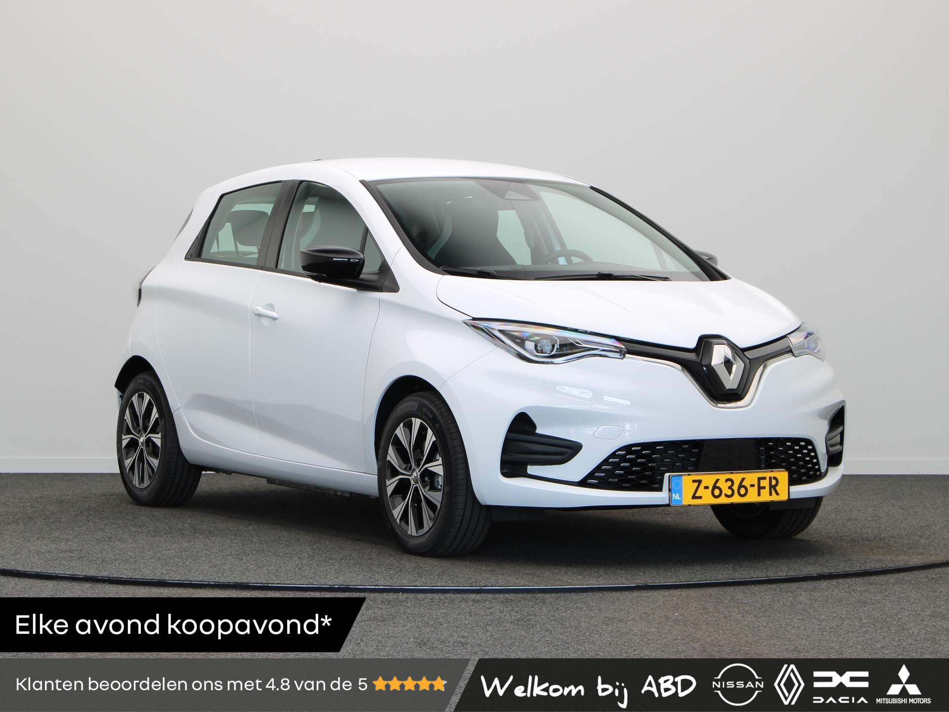 Renault ZOE R135 Evolution 52 kWh | Navigatiesysteem | Apple carplay | Parkeersensoren achter|