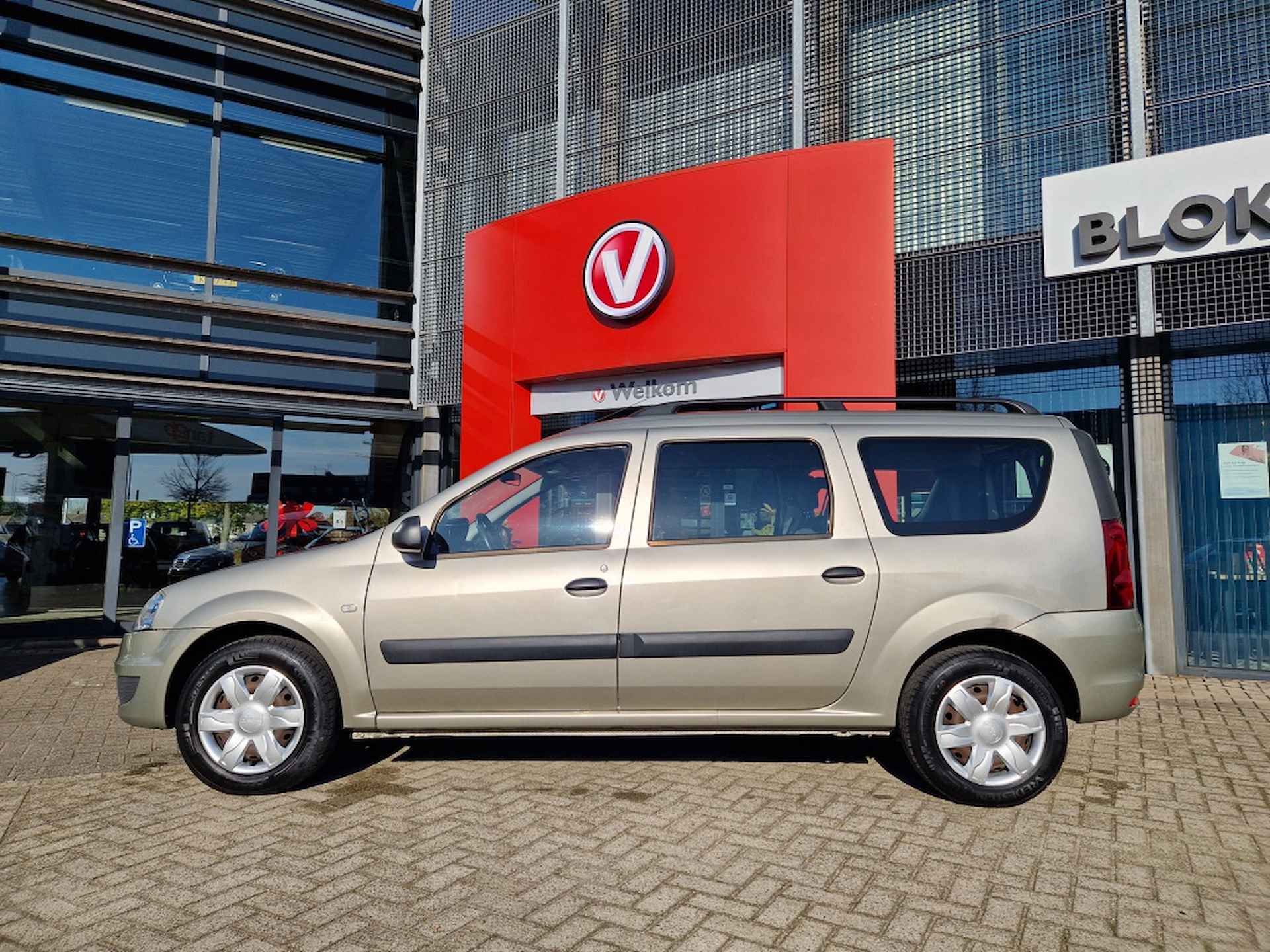 Dacia Logan MCV 1.6 MPI Aniversare | Airco | Trekhaak - 4/19