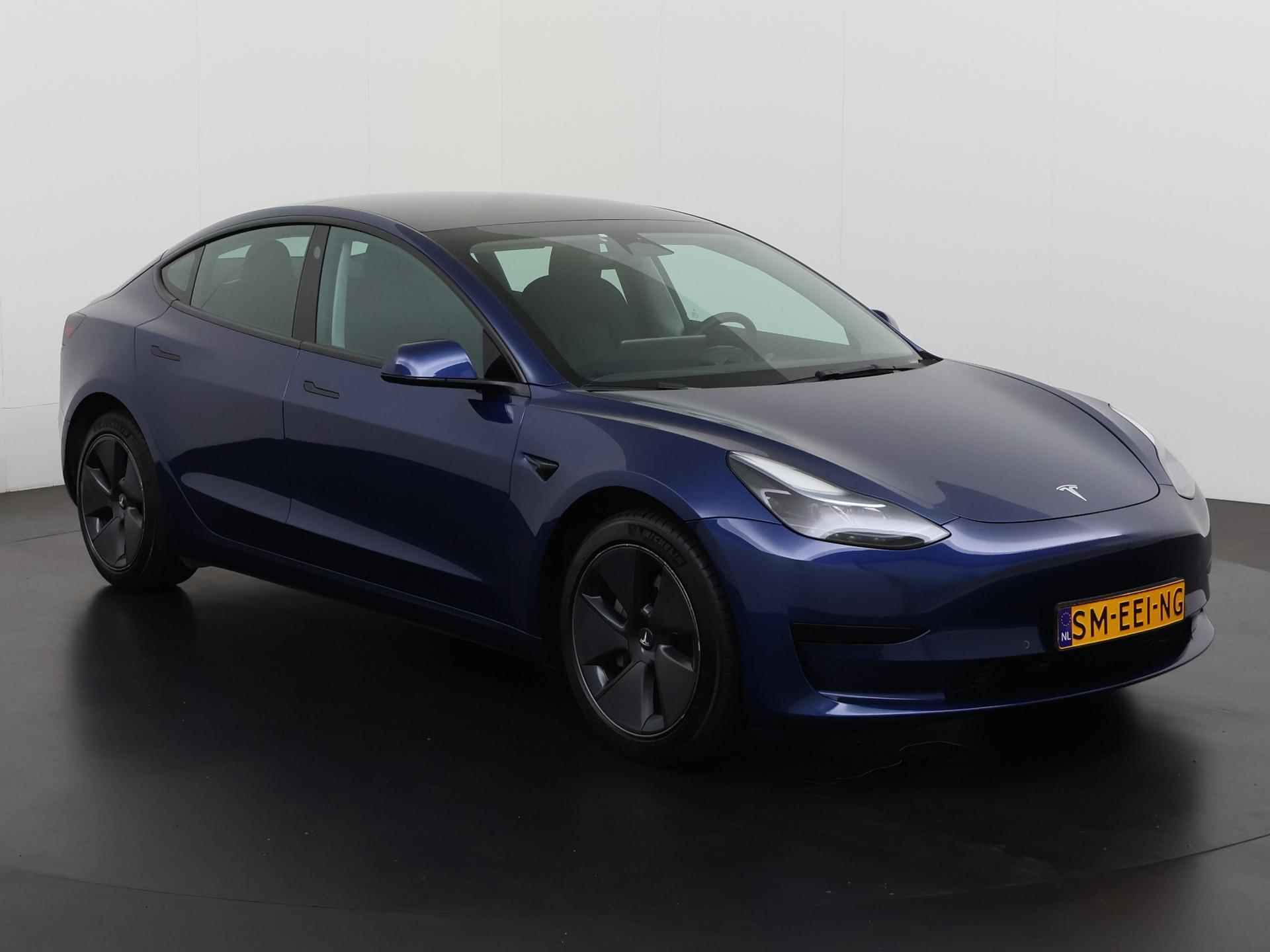 Tesla Model 3 Standard RWD Plus | Camera | Elek achterklep | Panoramadak | Zondag Open! - 30/45