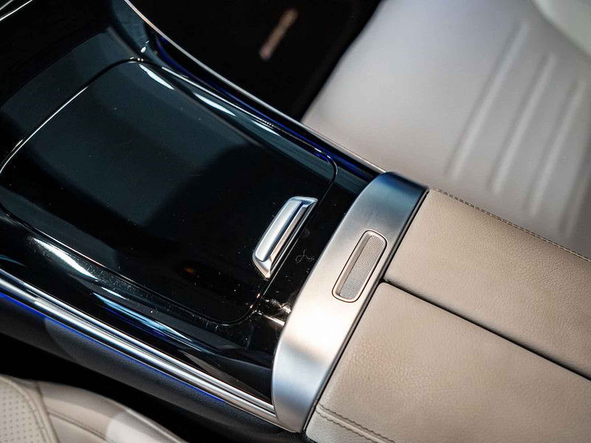 Mercedes-Benz GLC 300e 4MATIC AMG Line Distronic Panoramadak Trekhaak Camera 19 Inch - 11/22