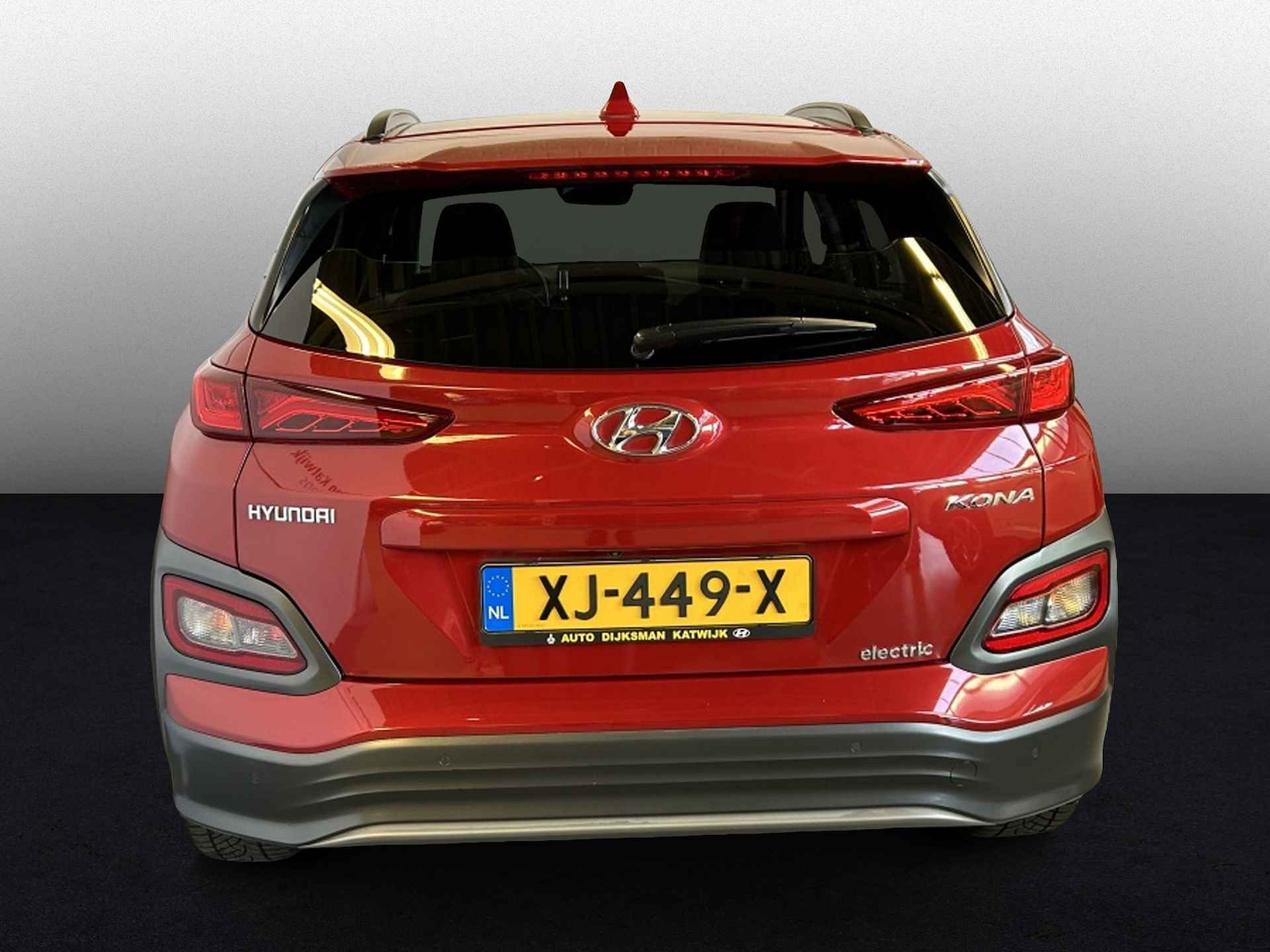 Hyundai Kona EV Premium 64 kWh € 2.000,- Subsidie mogelijk - 4/19