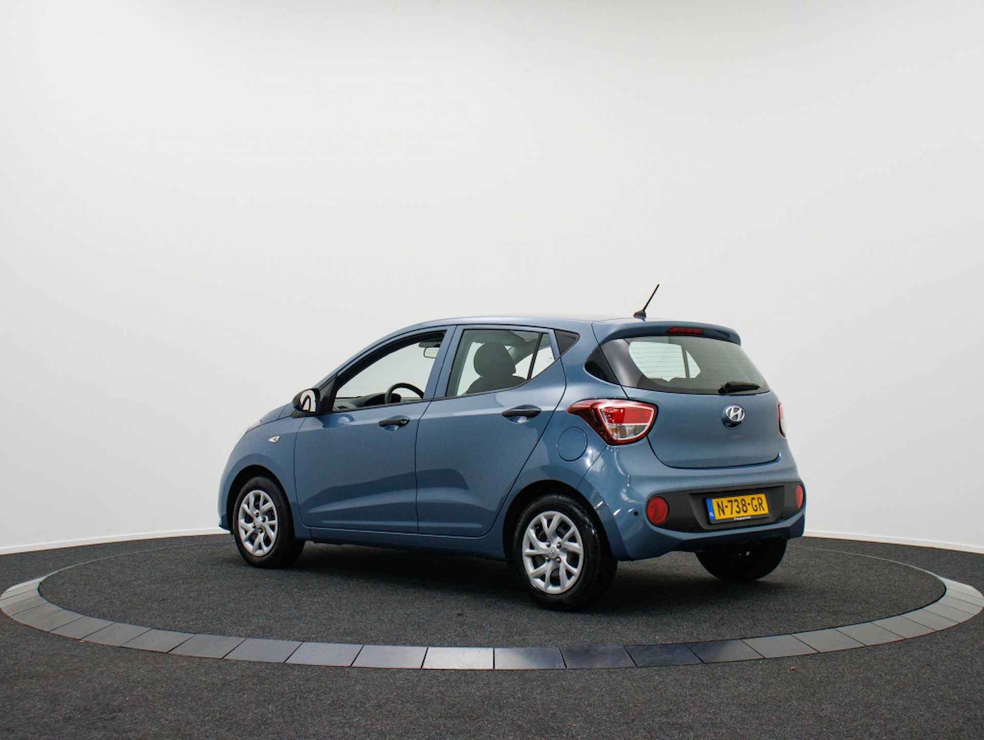 Hyundai i10 1.0i Comfort AUTOMAAT | 5-zitplaatsen | Airco - 2/31