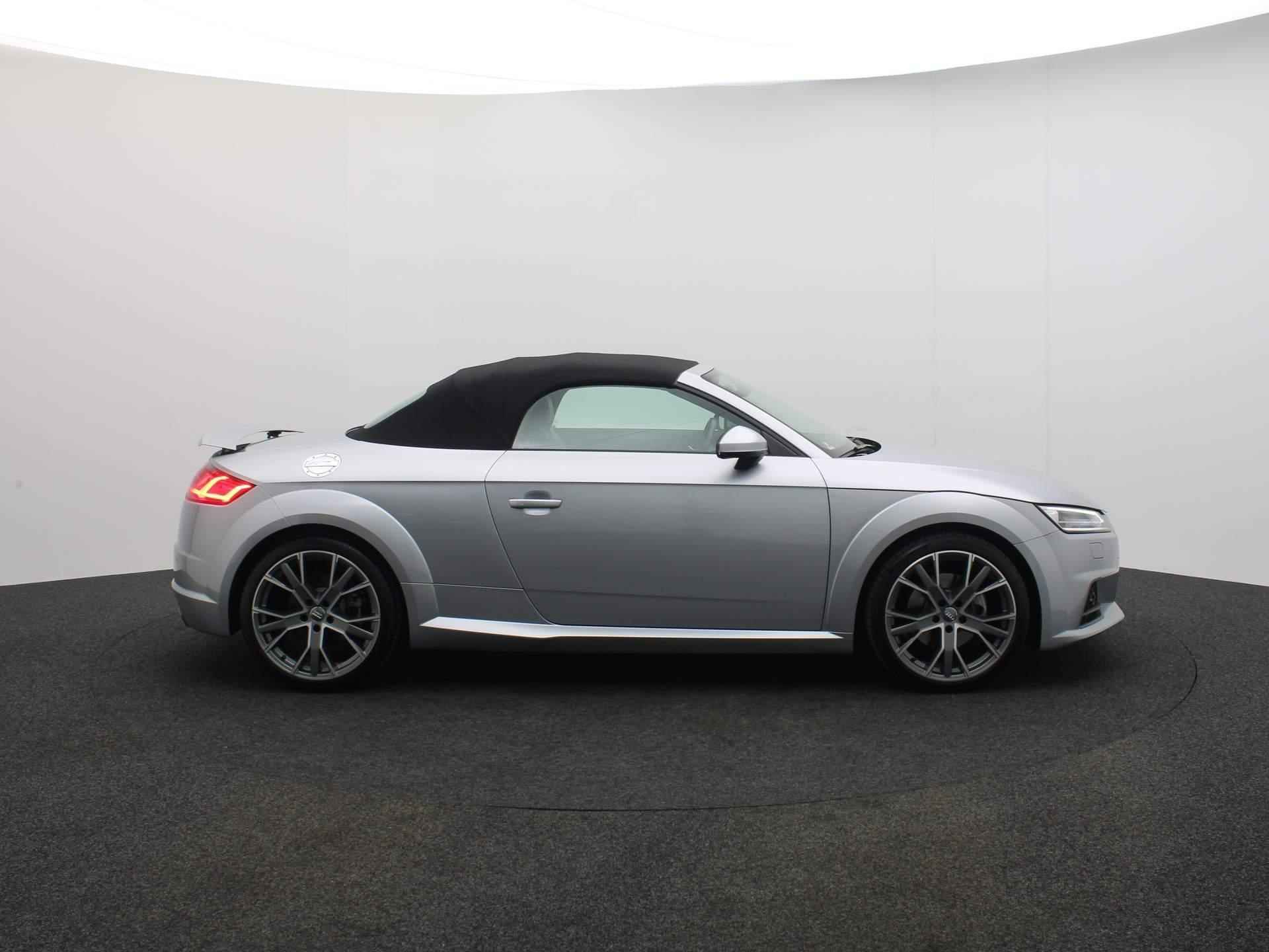 Audi TT Roadster 40 TFSI 197pk Pro Line | Virtual Cockpit | Stoelverwarming | MMI Navigatie plus | 19 inch | DAB-radio | - 11/36