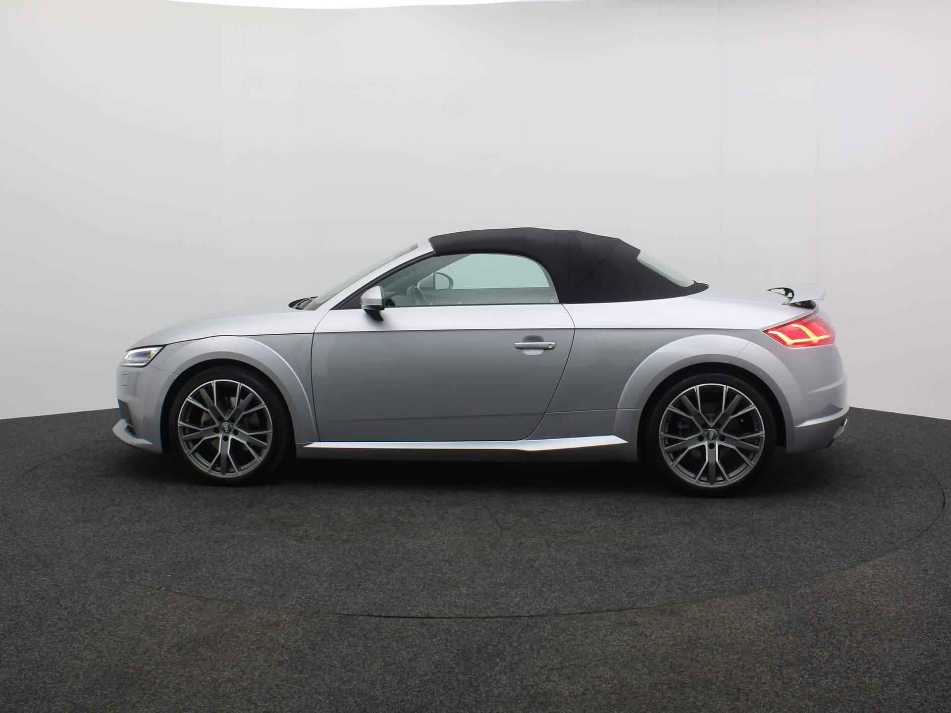 Audi TT Roadster 40 TFSI 197pk Pro Line | Virtual Cockpit | Stoelverwarming | MMI Navigatie plus | 19 inch | DAB-radio | - 2/36