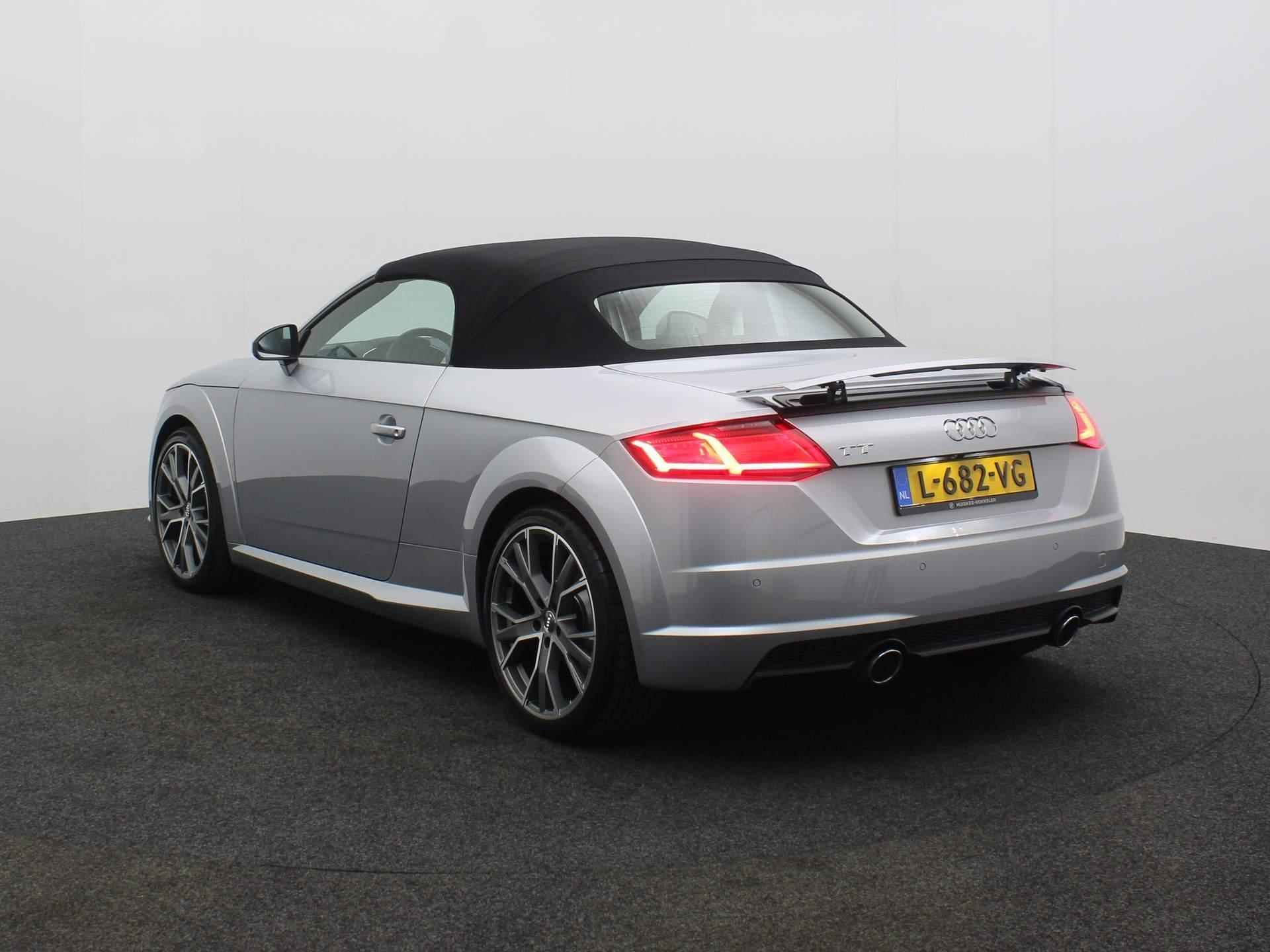 Audi TT Roadster 40 TFSI 197pk Pro Line | Virtual Cockpit | Stoelverwarming | MMI Navigatie plus | 19 inch | DAB-radio | - 3/36