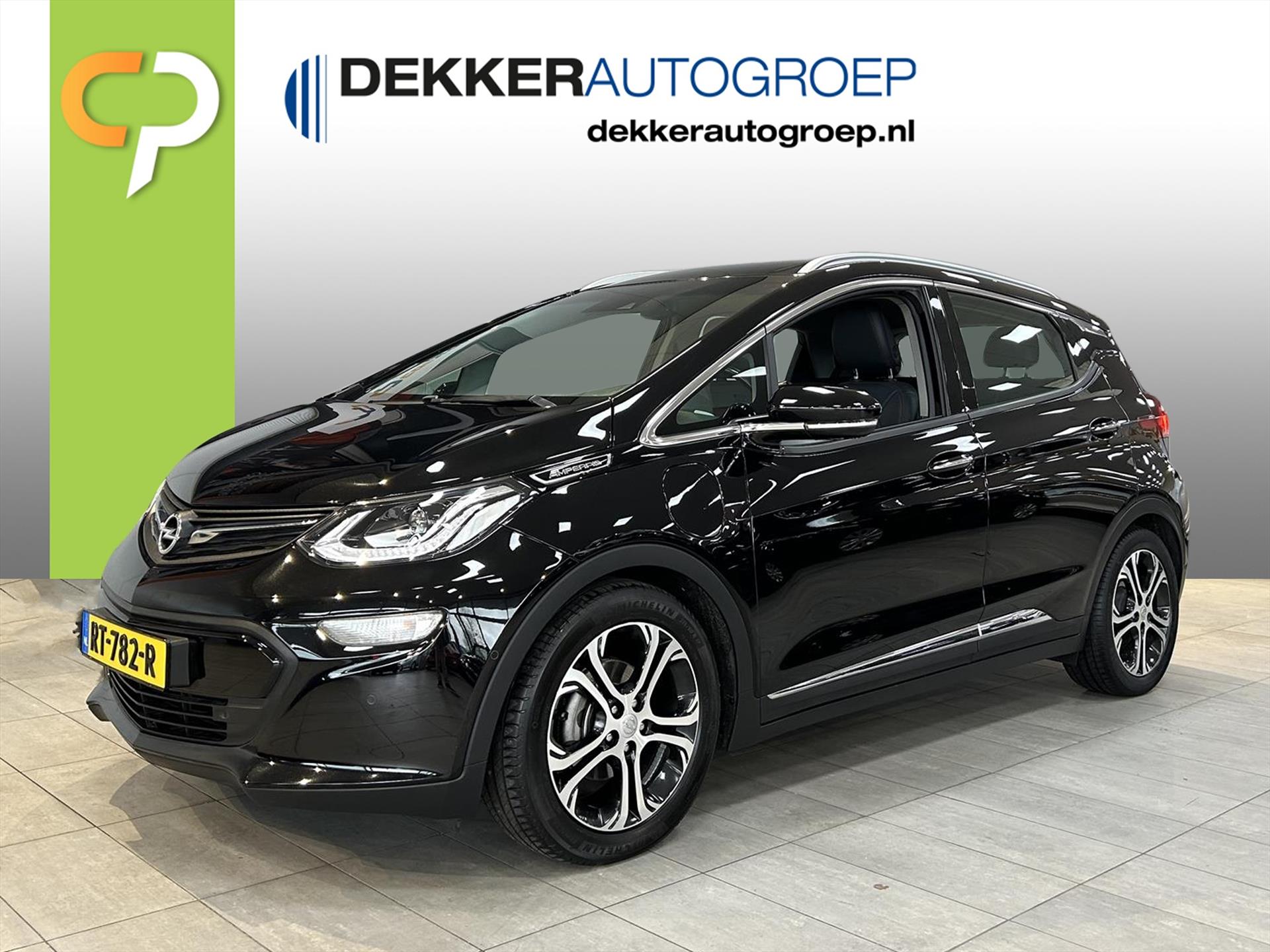 OPEL Ampera-E 60kwh 204pk Launch executive | CarPlay | Bose audio | Camera | Zwart bij viaBOVAG.nl