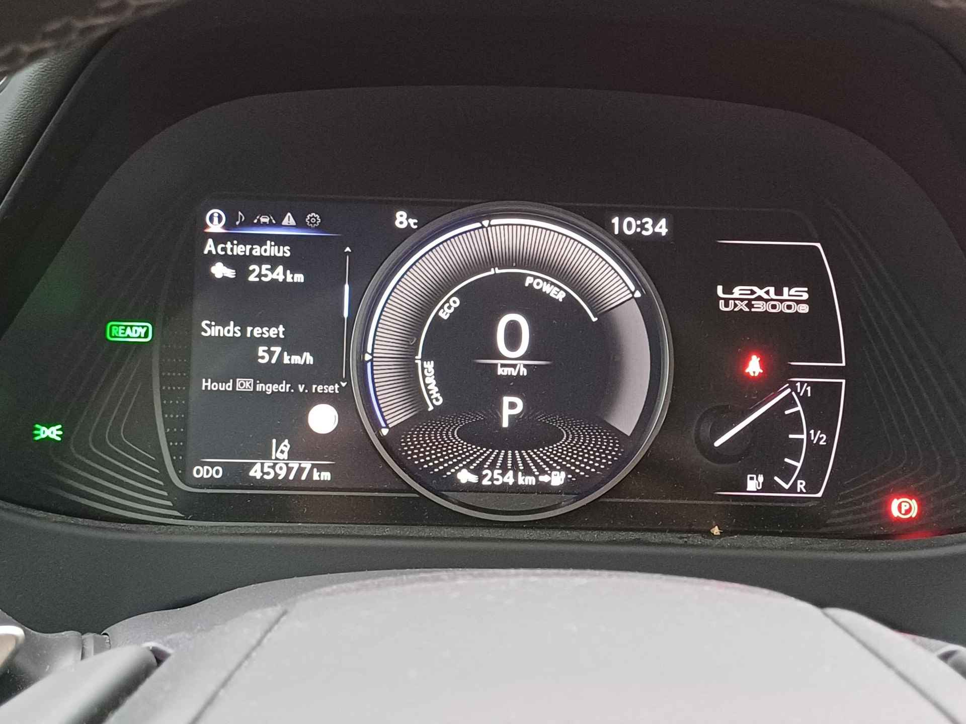 Lexus UX 300e Business 54 kWh 204 PK | Clima | Cruise | Carplay - Android Auto - 23/37