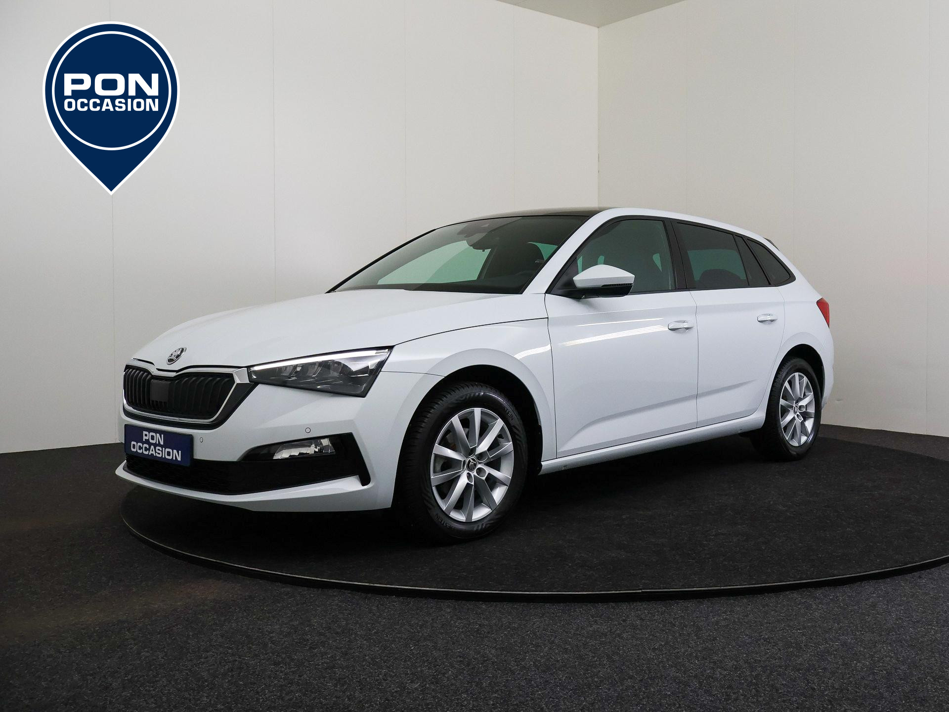 Skoda Scala 1.0 TSI 110 PK Ambition | Panormadak | Camera | Apple CarPlay |