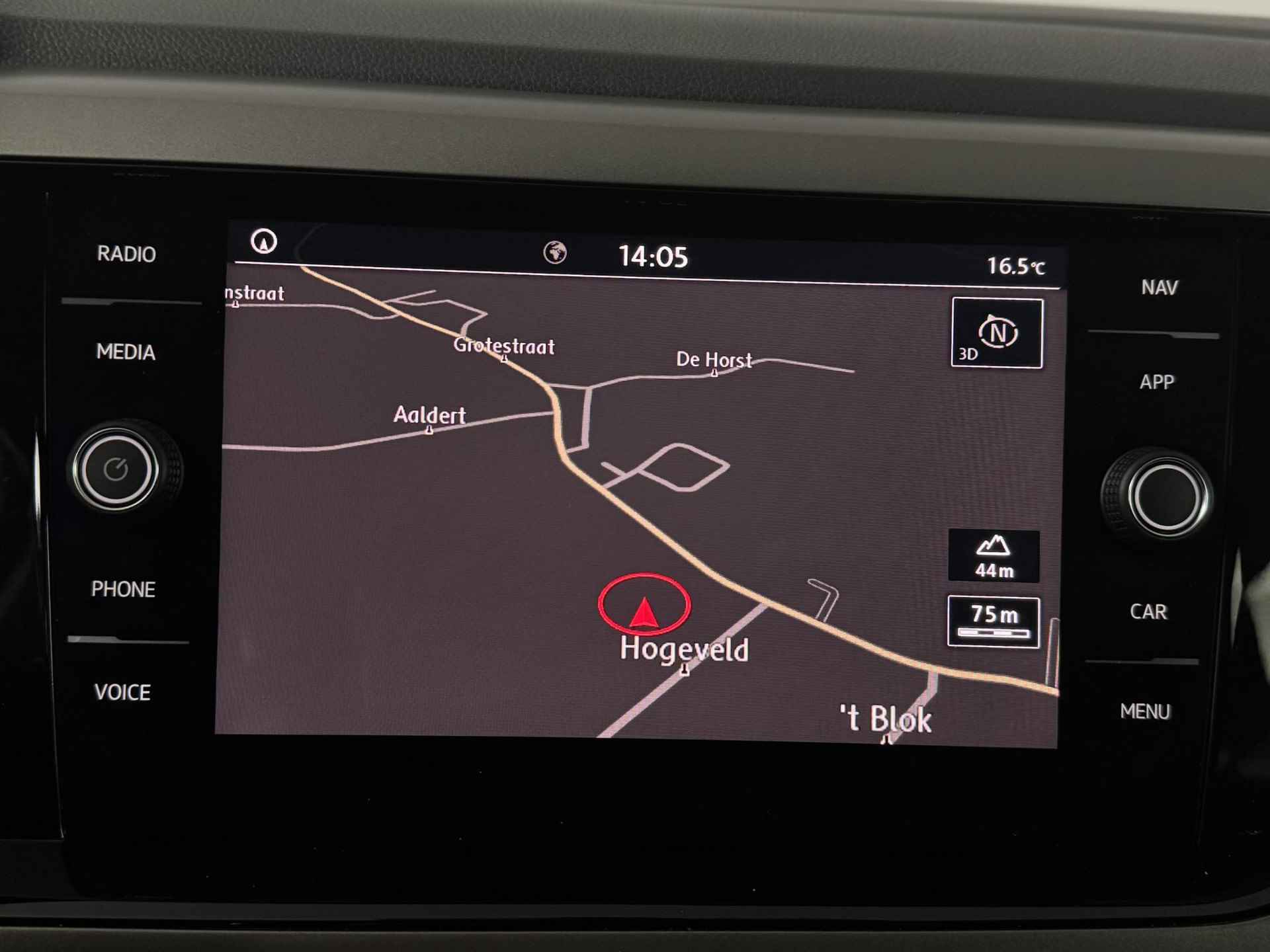 Volkswagen Polo 1.0 TSI Comfortline | Navigatie | Achteruitrijcamera | Parkeersensoren - 11/44