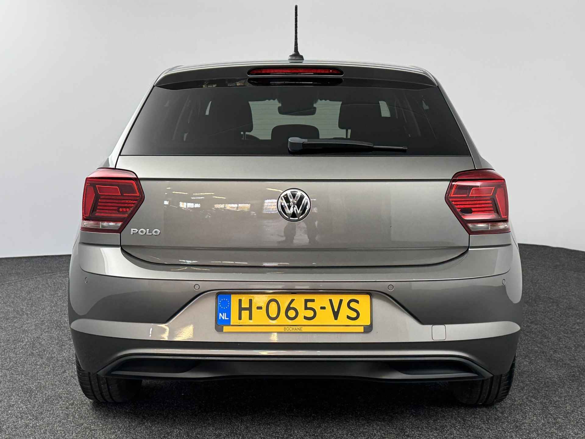 Volkswagen Polo 1.0 TSI Comfortline | Navigatie | Achteruitrijcamera | Parkeersensoren - 17/44