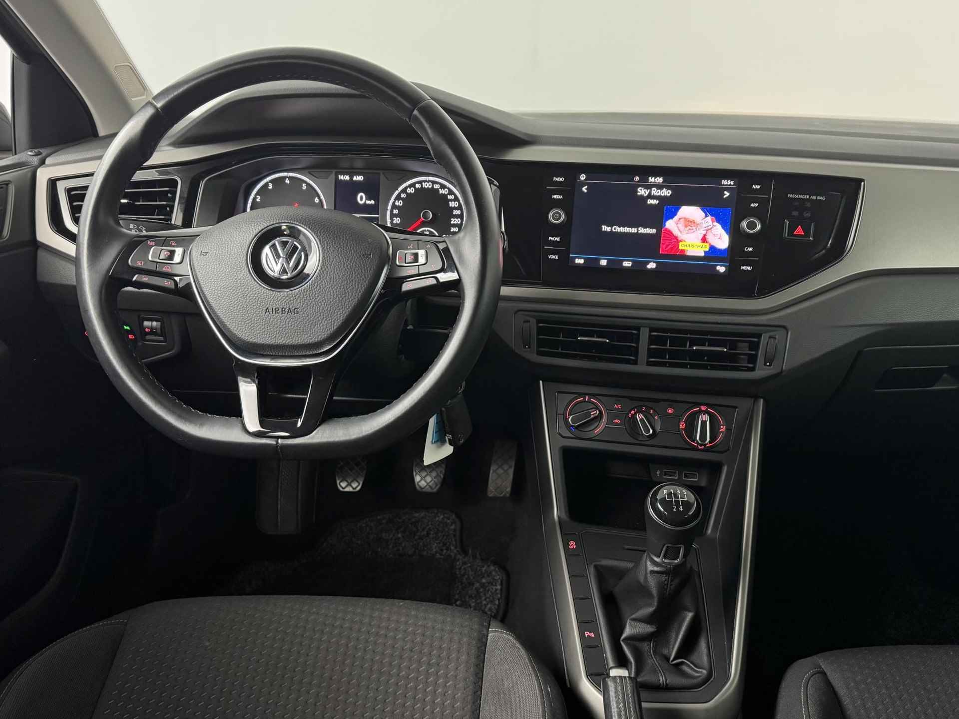 Volkswagen Polo 1.0 TSI Comfortline | Navigatie | Achteruitrijcamera | Parkeersensoren - 27/44