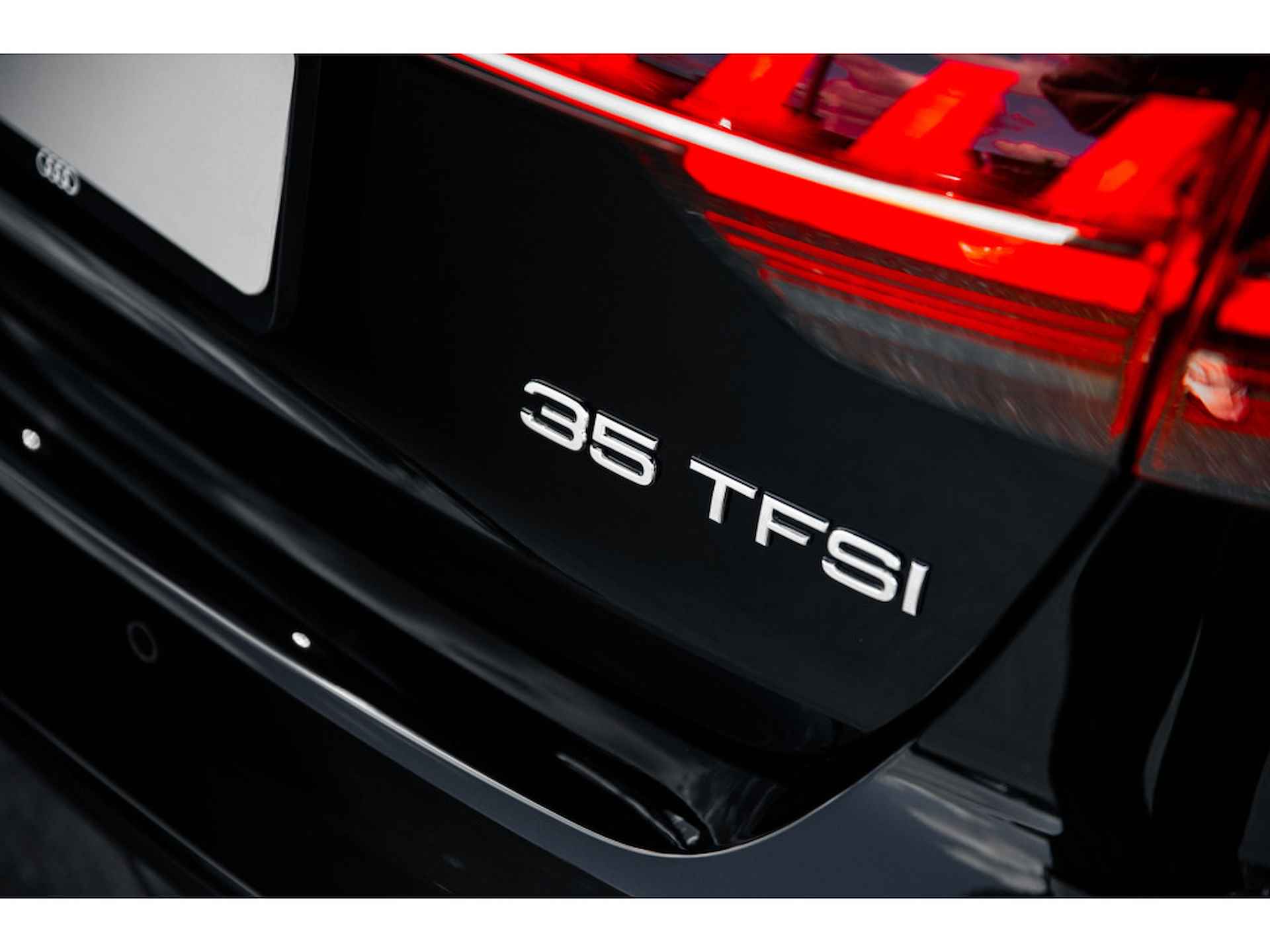 Audi A4 Avant 35 TFSI S edition Competition | Stoelverwarming - 26/59