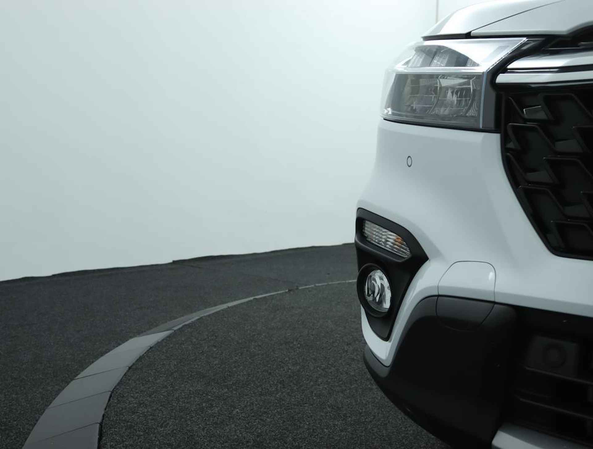 Suzuki S-Cross 1.4 Boosterjet Select Smart Hybrid | Apple Carplay/Android Auto | Parkeersensoren voor+achter | Climate Control | Cruise Control | Camera Achter | - 40/55