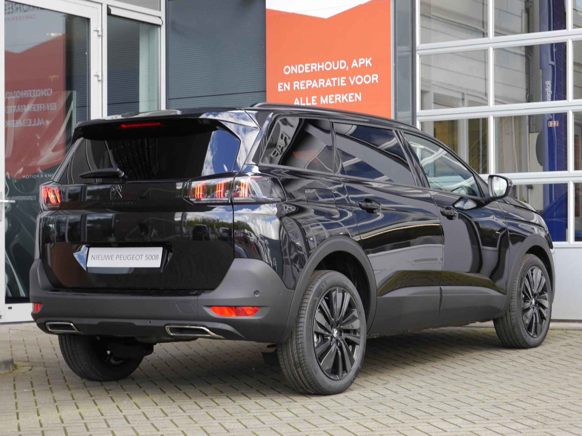 Peugeot 5008 1.2 130 PK PureTech GT | Nieuwe auto | 7 zits | Black pack | Panoramadak | Stoelverwarming | Led | Navigatie | Adaptive cruise control | Focal | Draadloze telefoonlader - 5/56