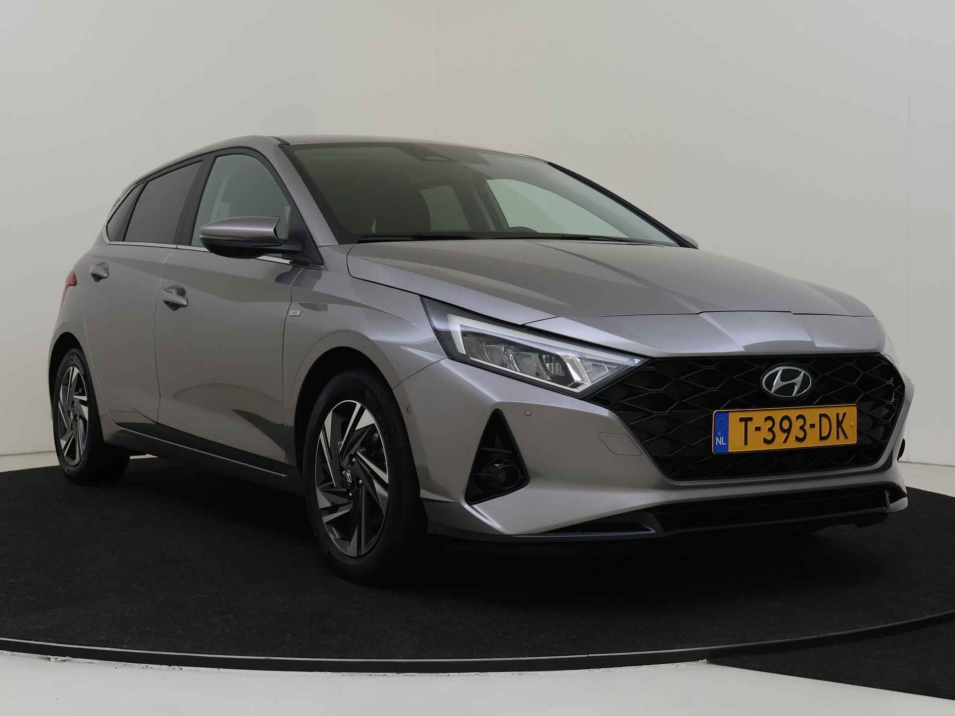 Hyundai i20 1.0 T-GDI Premium Automaat | Climate Control | Navigatie | Parkeerassistent | - 4/34