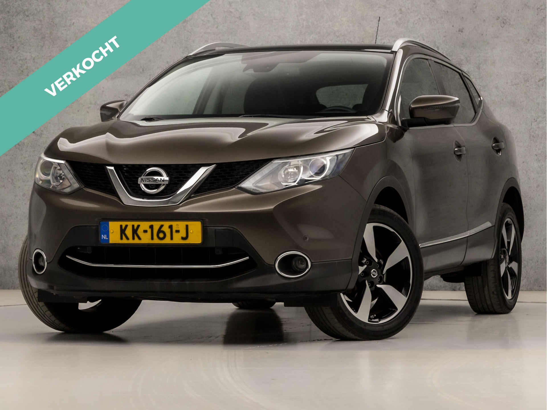 Nissan QASHQAI 1.2 Tekna (PANORAMADAK, NAVIGATIE, 360 CAMERA, KEYLESS, GETINT GLAS, SPORTSTOELEN, PARKEERSENSOREN, CRUISE CONTROL, NIEUWSTAAT)