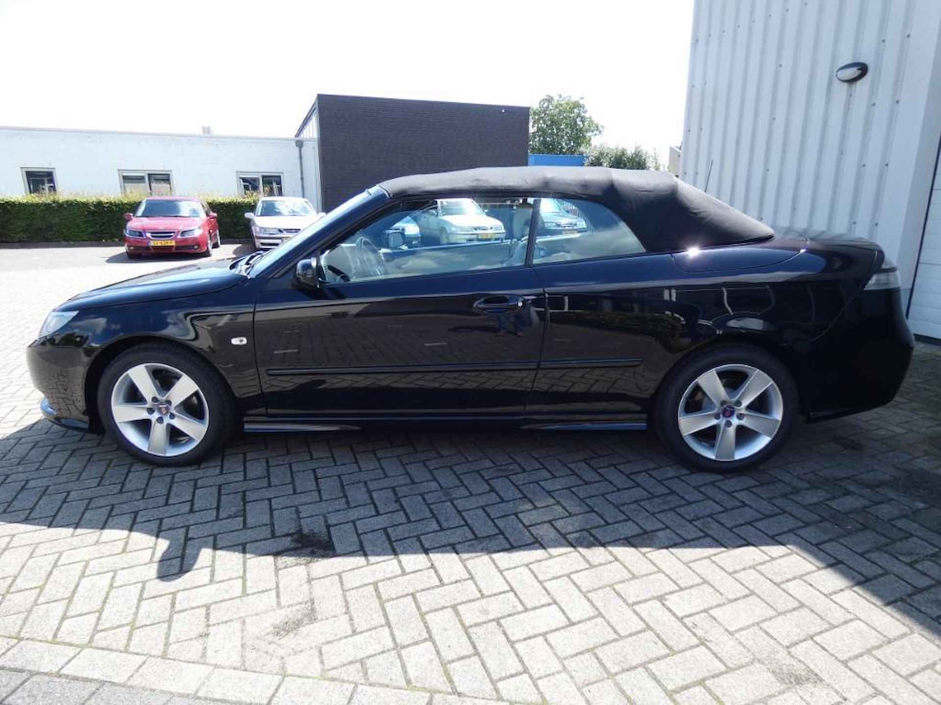 Saab 9-3 Cabrio 2.0t Automaat 1 Jaar BOVAG Garantie - 4/18