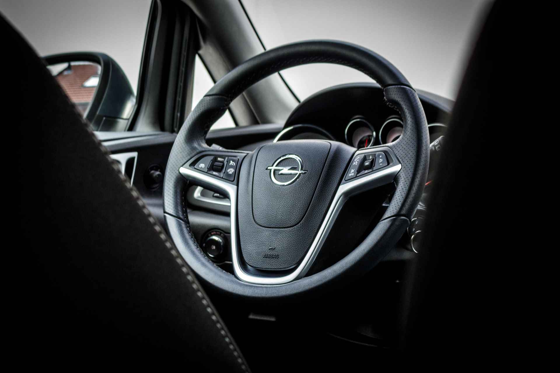 Opel Astra Sports Tourer RIJKLAAR 1 e EIGENAAR 1.4 141 PK Turbo OPC Design Edition Tourer UNIEK ! | Ergo stoelen | Clima | Navigatie | 19 Inch LMV | Pdc Achter | - 27/31