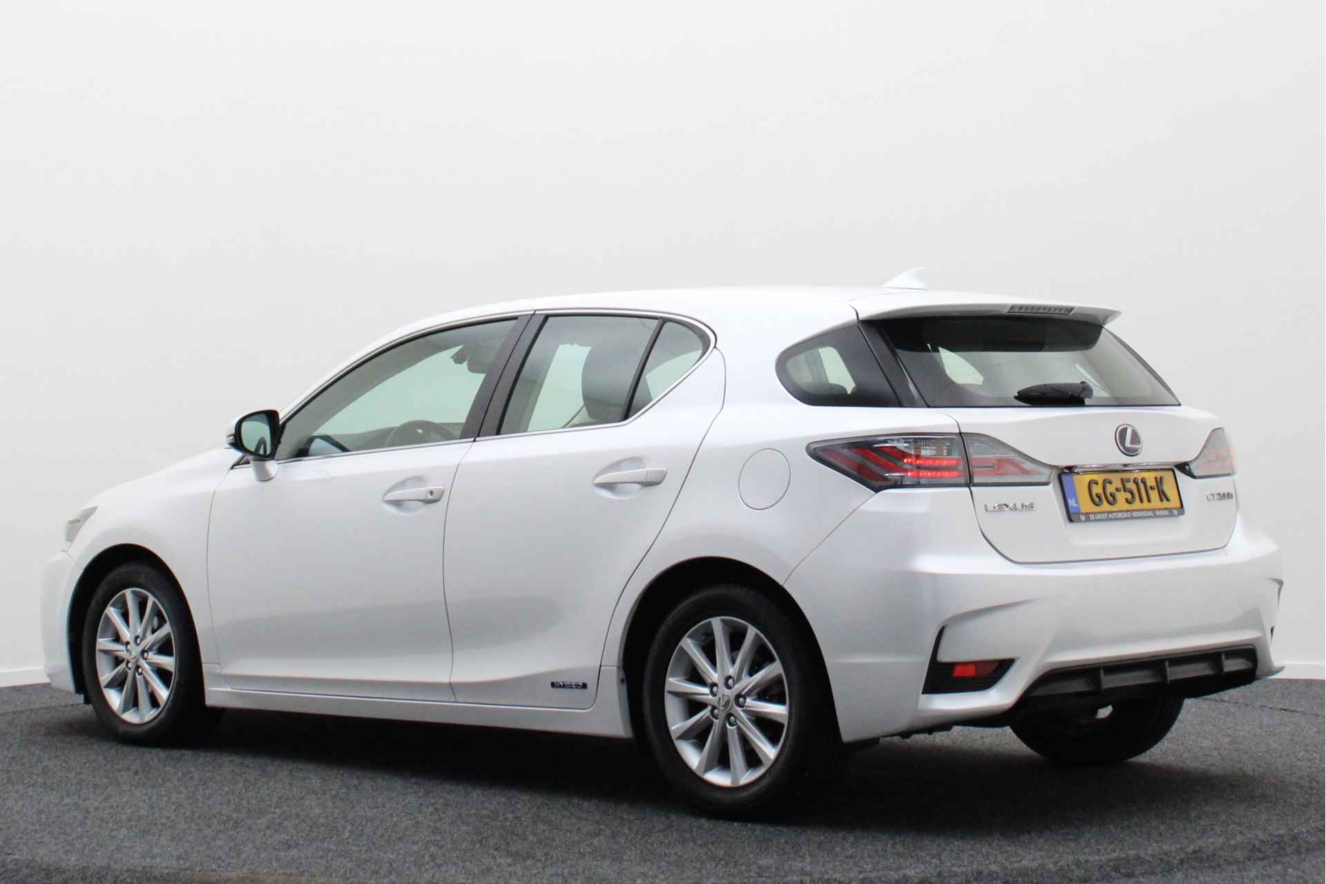 Lexus CT 200h Automaat Climate, Cruise, Camera, Navigatie, Sportstoelen, Bluetooth, 16'' - 3/43