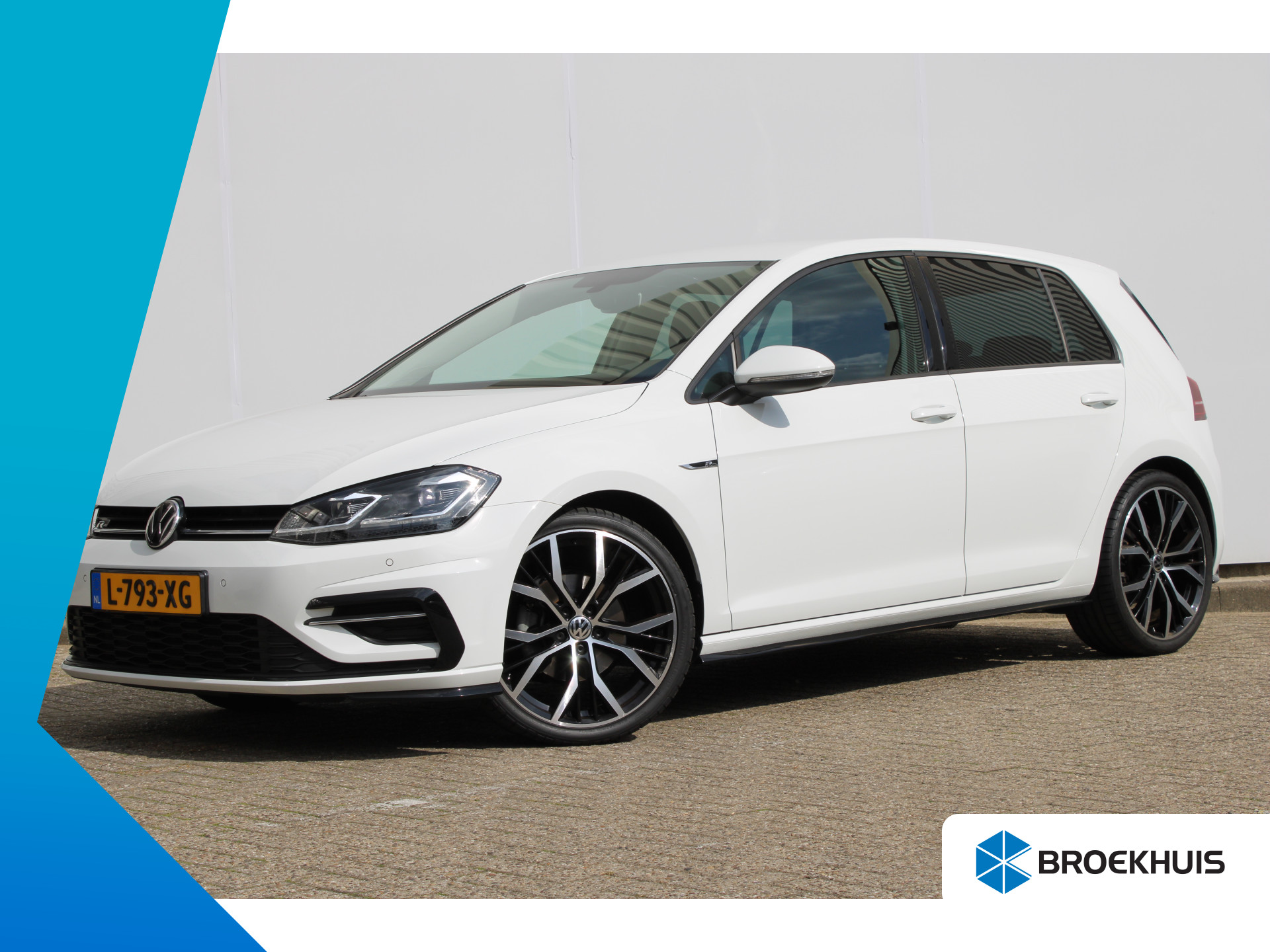 Volkswagen Golf 1.5 TSI 150 pk Highline Business R | Apple Carplay | Climatronic | Parkeersensoren |