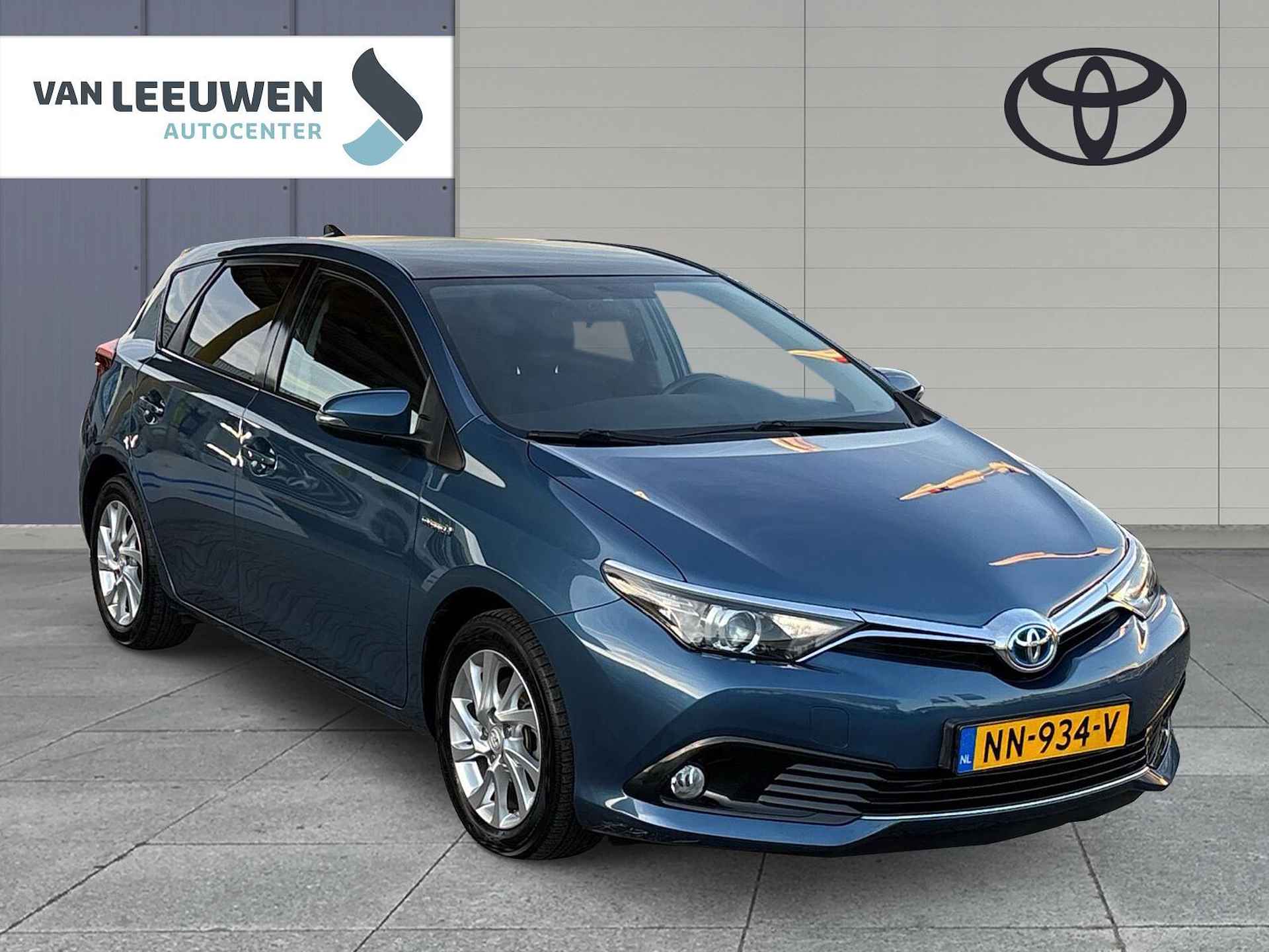 Toyota Auris 1.8 Hybrid Trend - 3/21