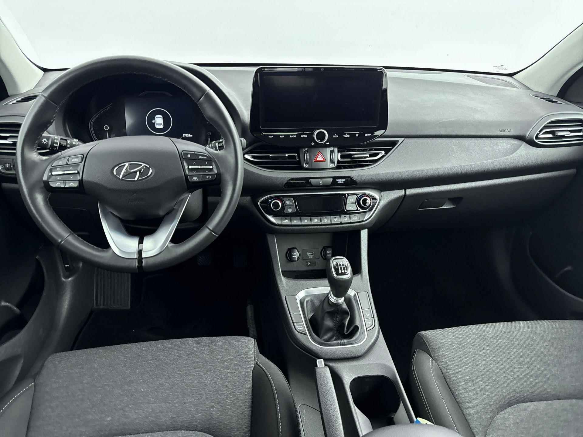 Hyundai i30 Wagon 1.0 T-GDi MHEV Comfort Smart | Navigatie | Camera | Climate control - 12/33