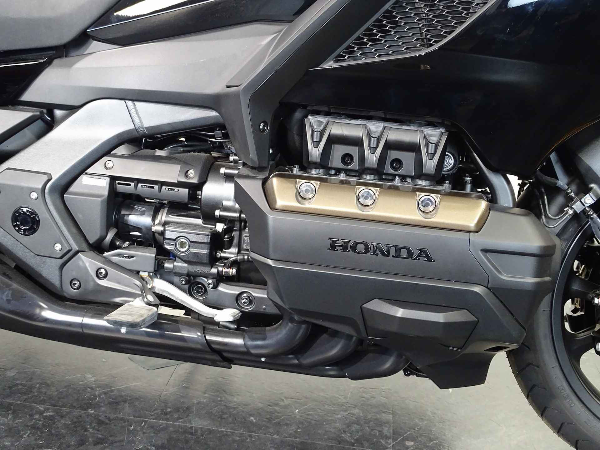 Honda GL 1800 TOURING - 4/12